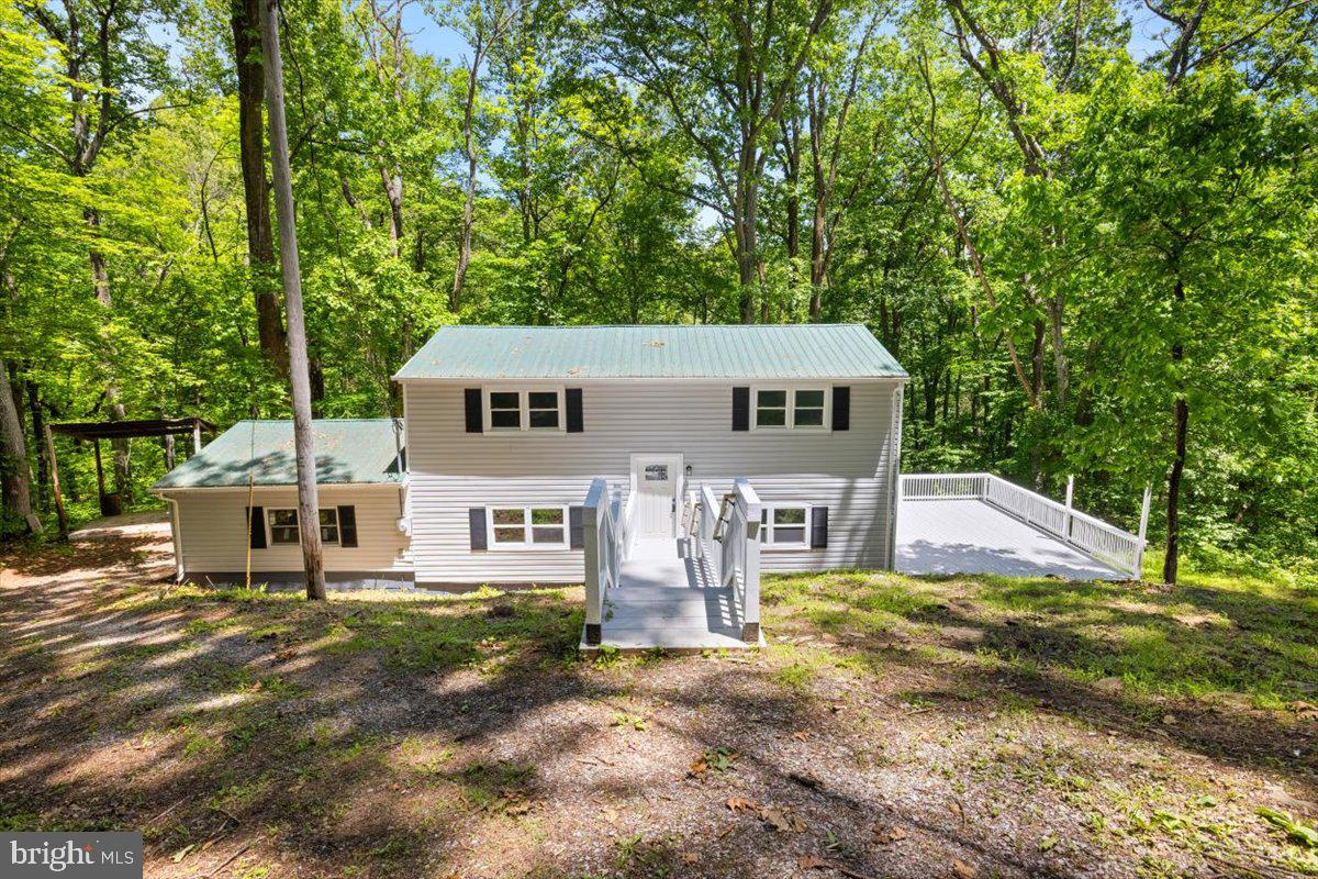 3932 HIDDEN VALLEY LANE