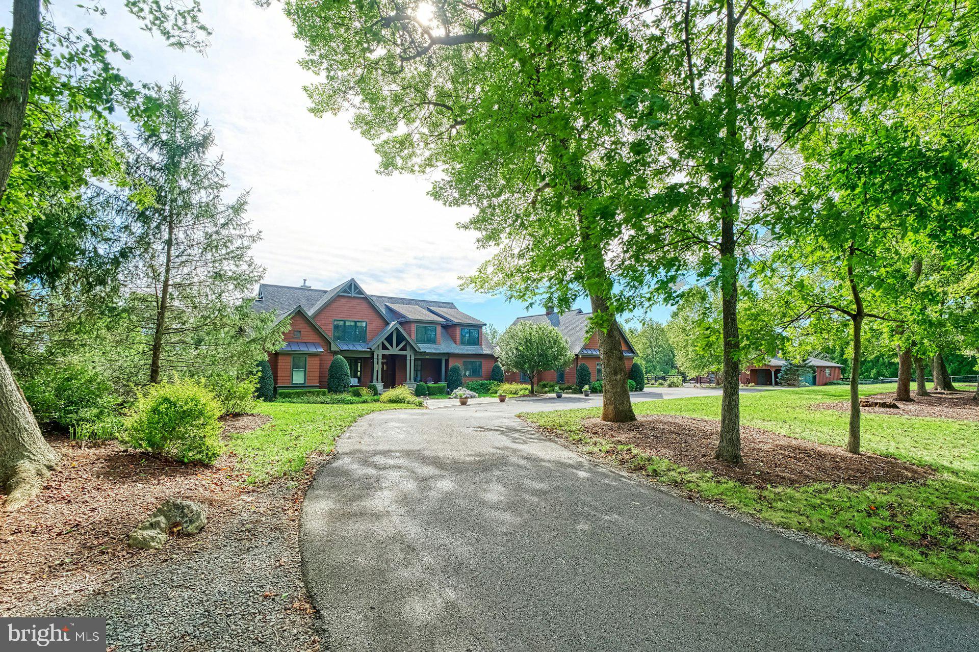 41531 SOUTHPAW PLACE