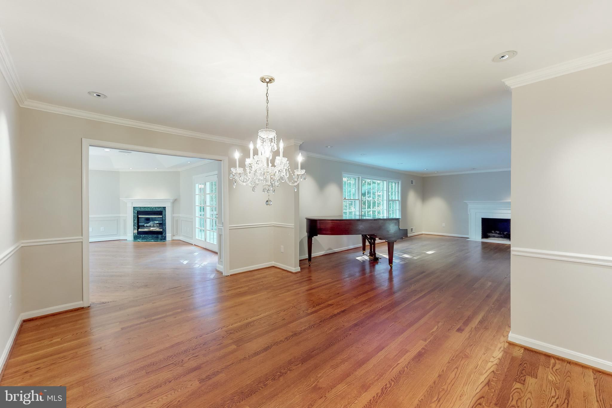 MC LEAN HAMLET - Residential