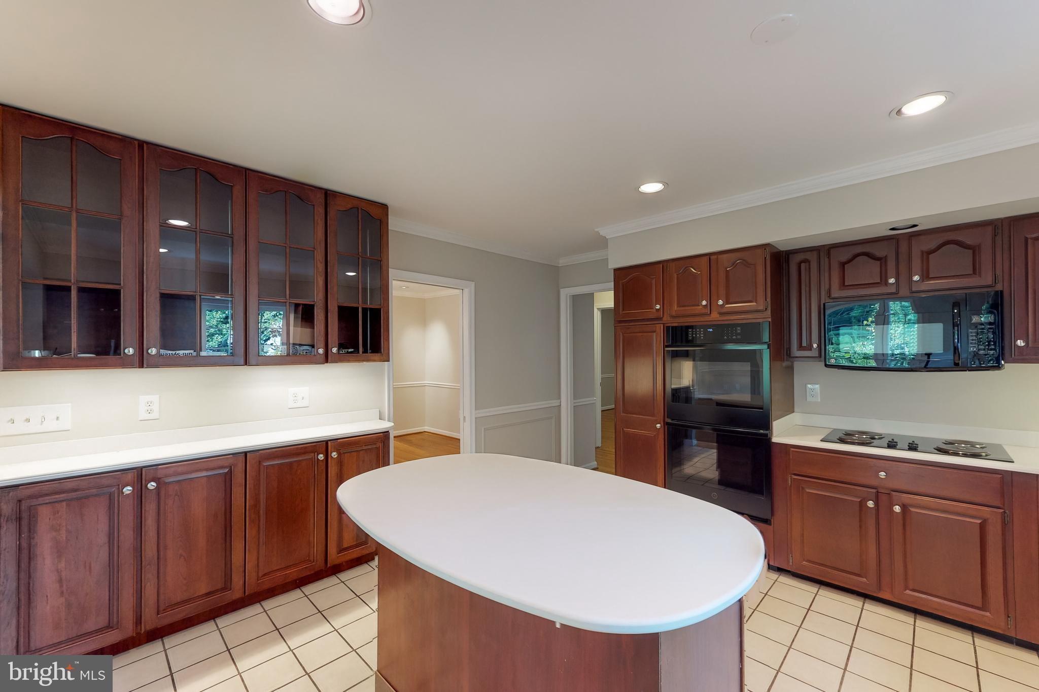 MC LEAN HAMLET - Residential