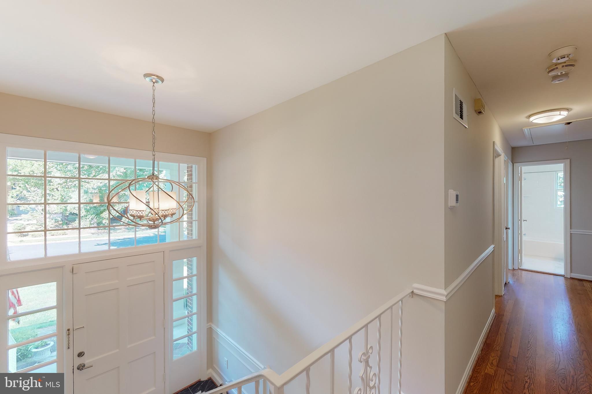 MC LEAN HAMLET - Residential