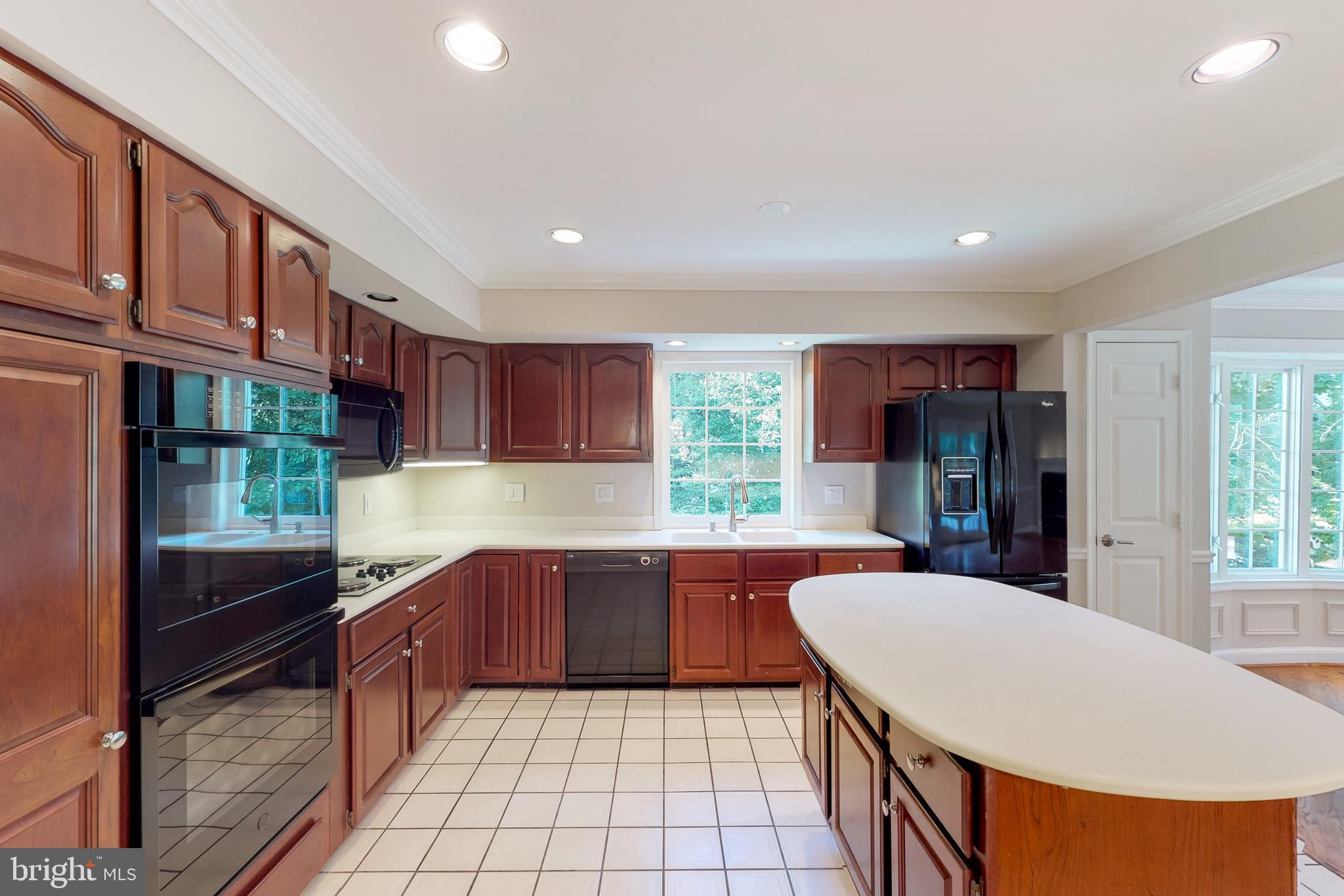 MC LEAN HAMLET - Residential