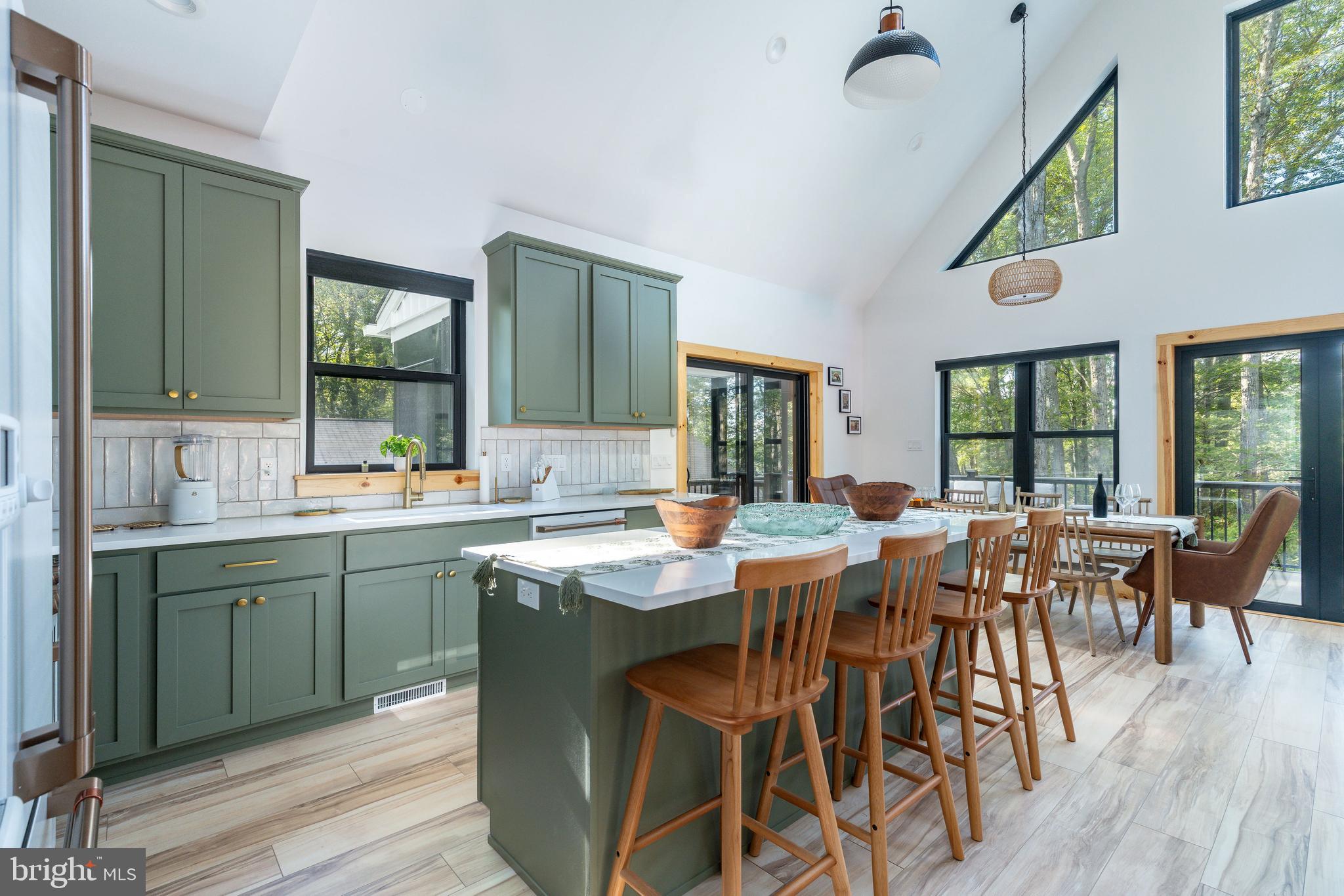 LAKE HARMONY - Residential