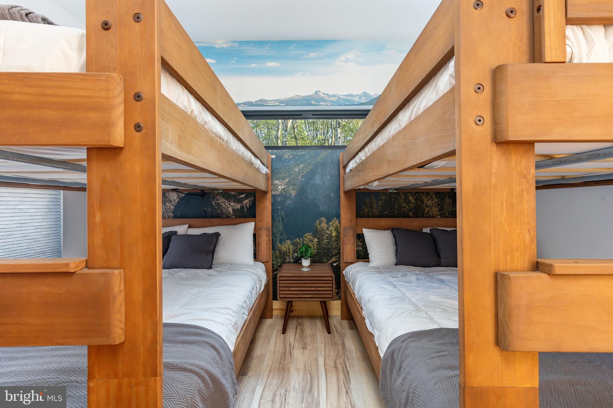 LAKE HARMONY - Residential