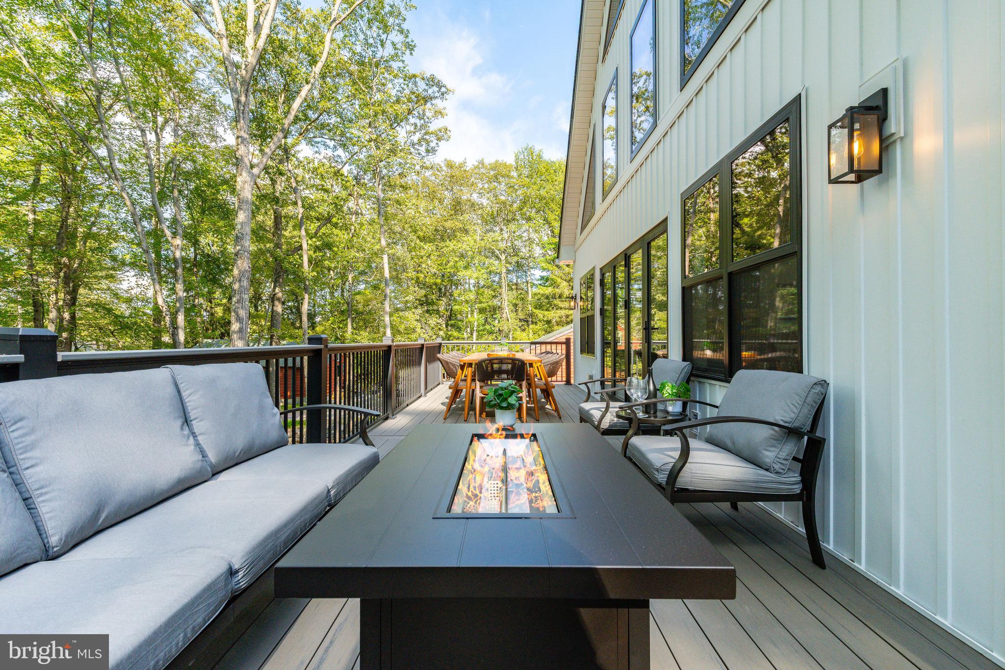 LAKE HARMONY - Residential