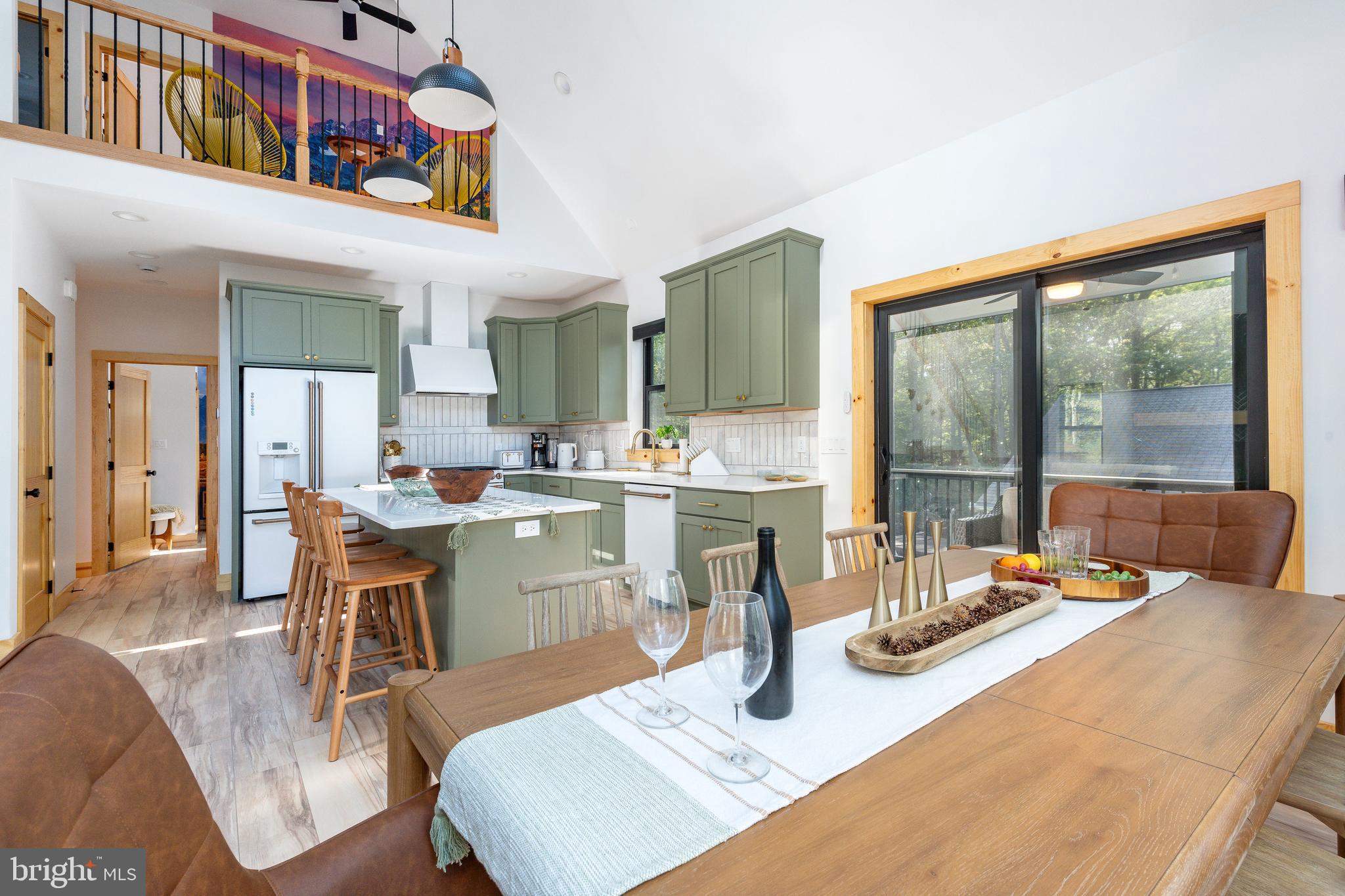 LAKE HARMONY - Residential