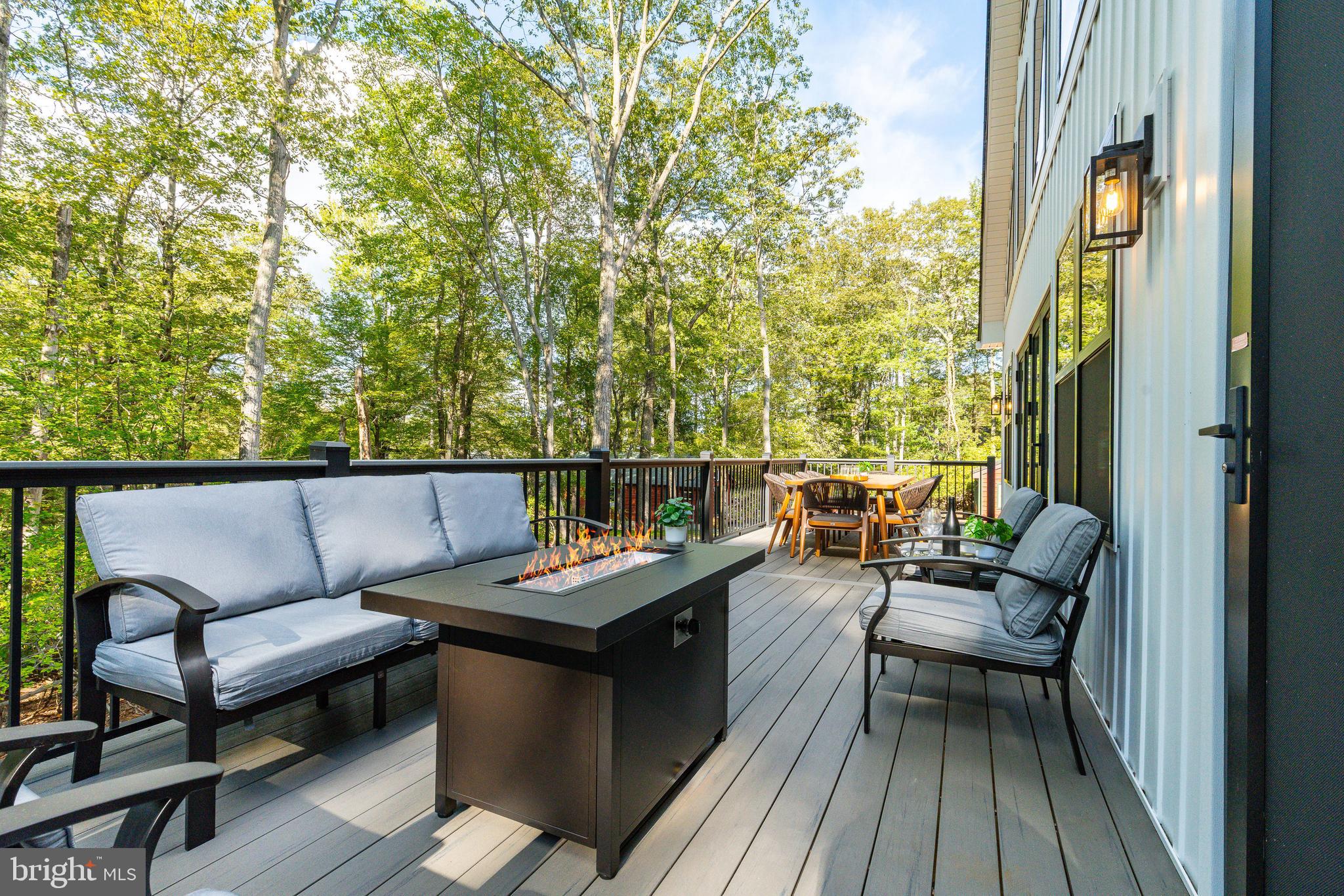 LAKE HARMONY - Residential