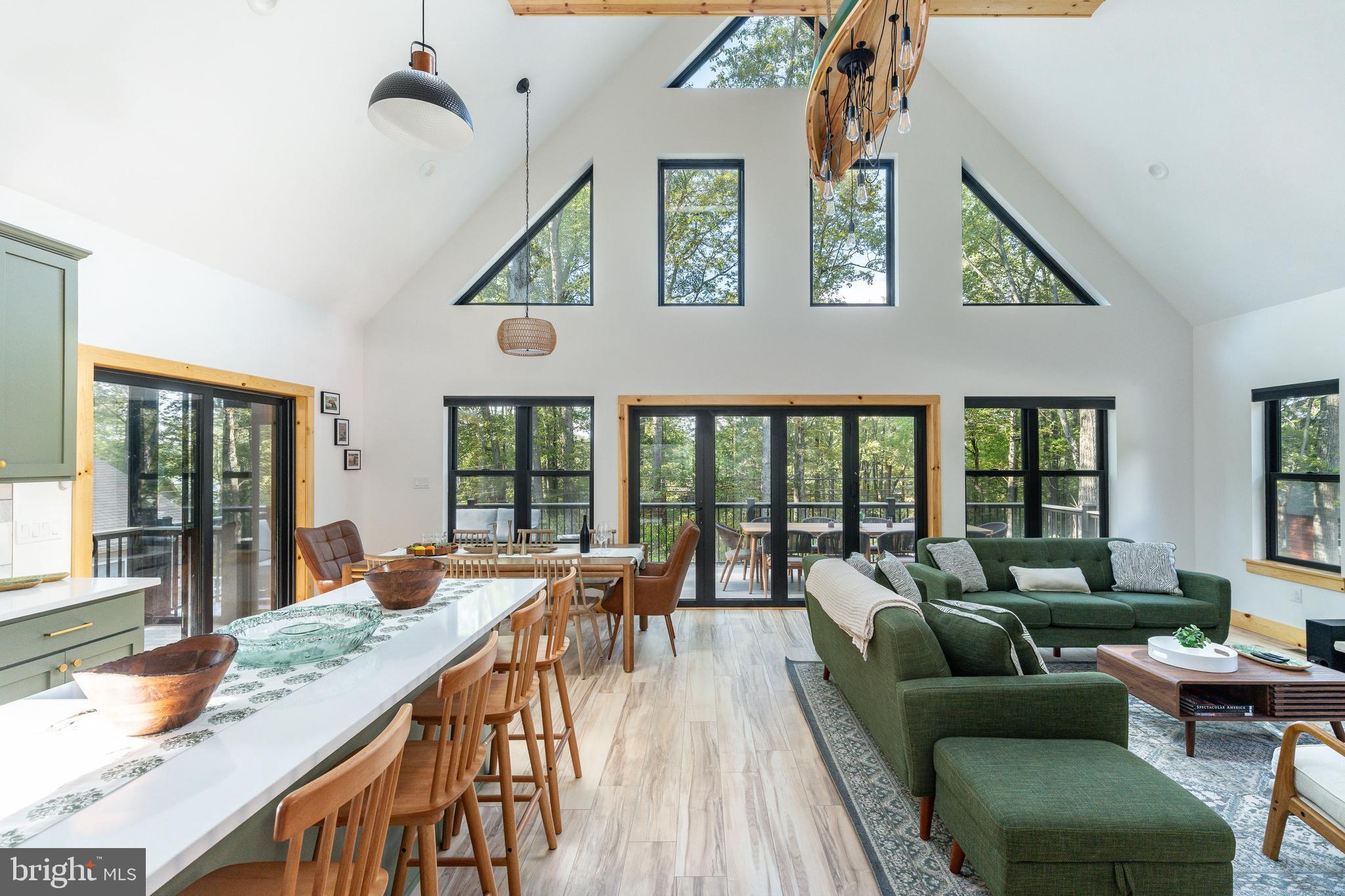 LAKE HARMONY - Residential