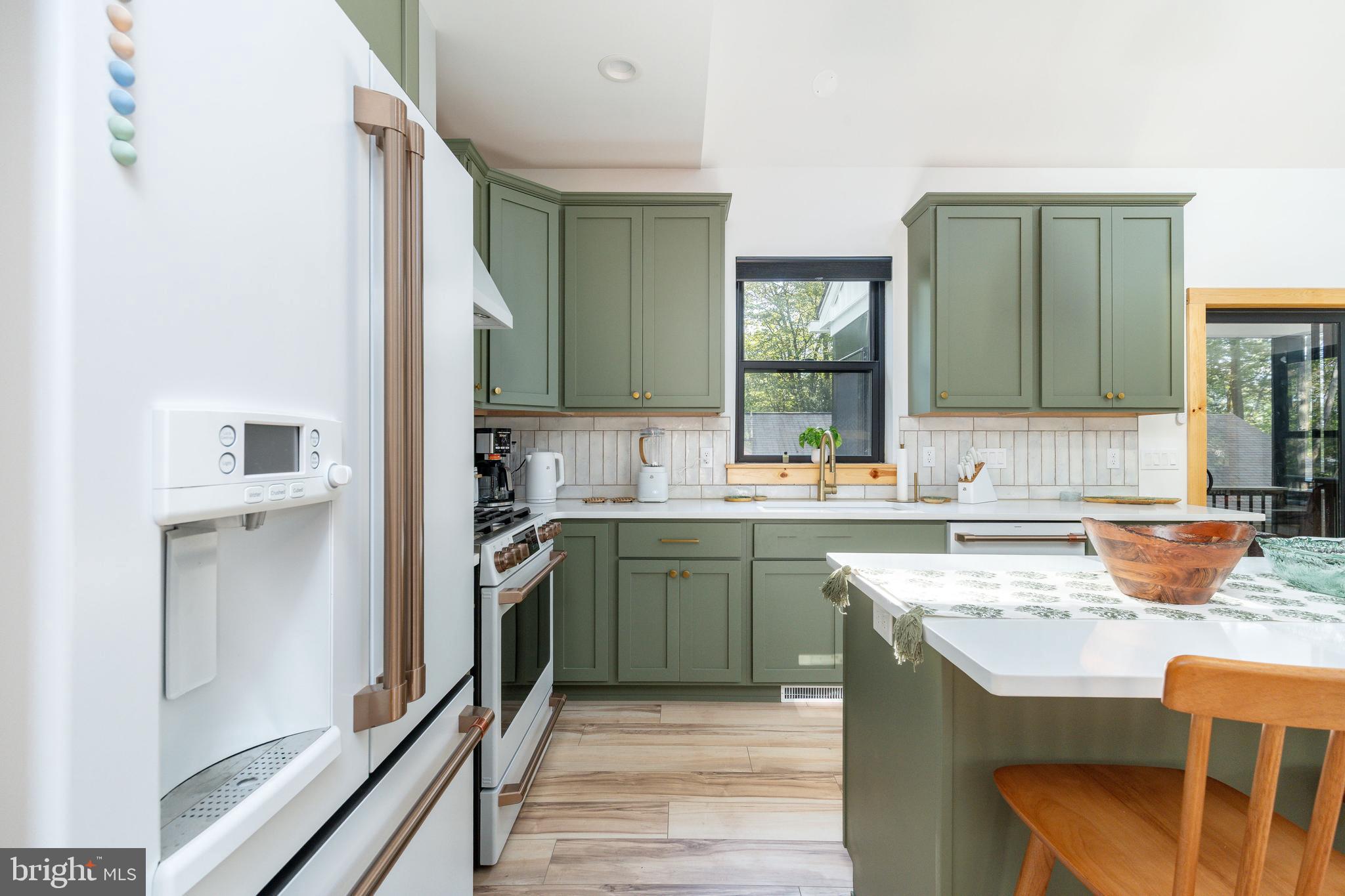 LAKE HARMONY - Residential