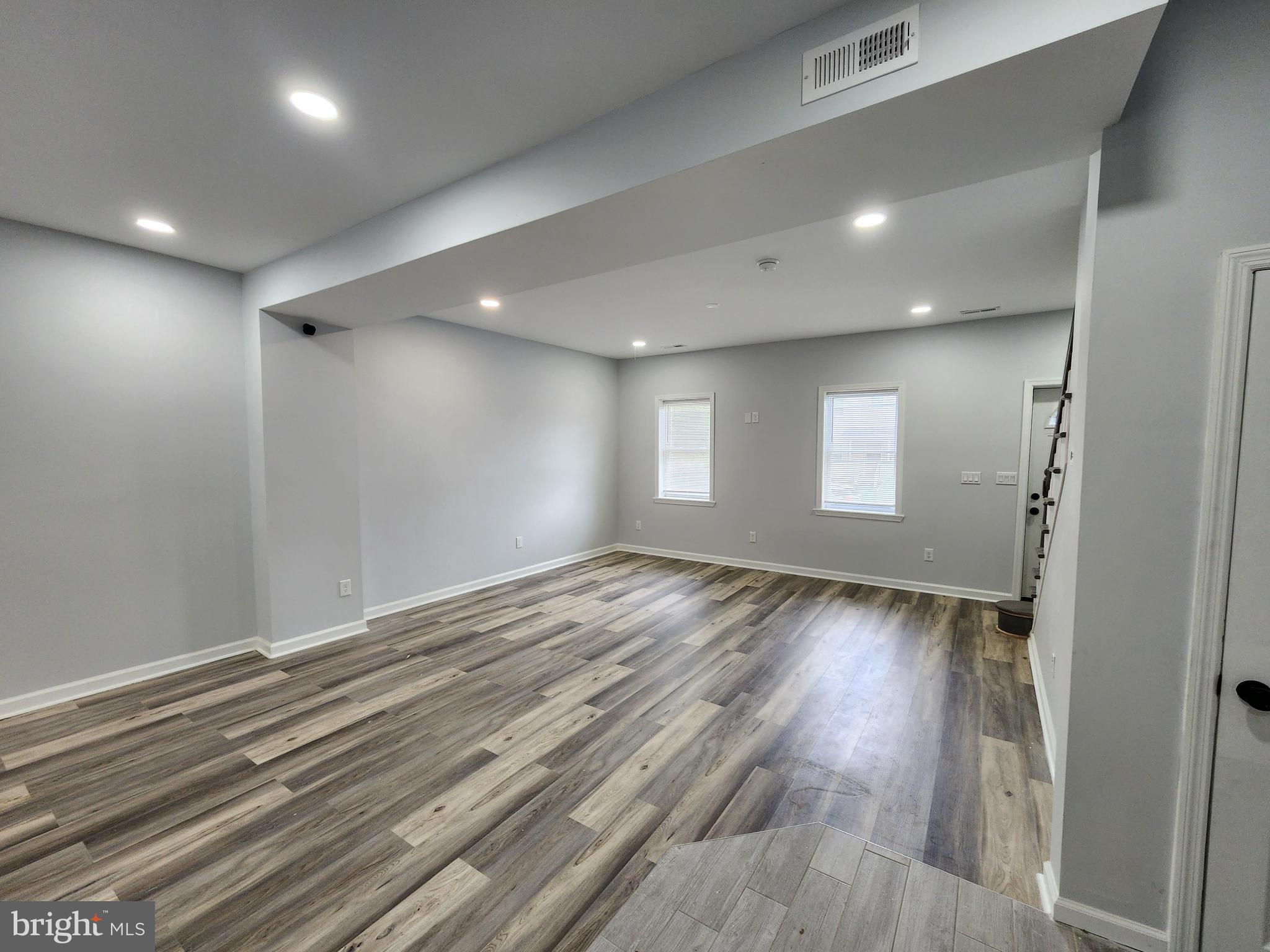 BROOKLYN - Residential