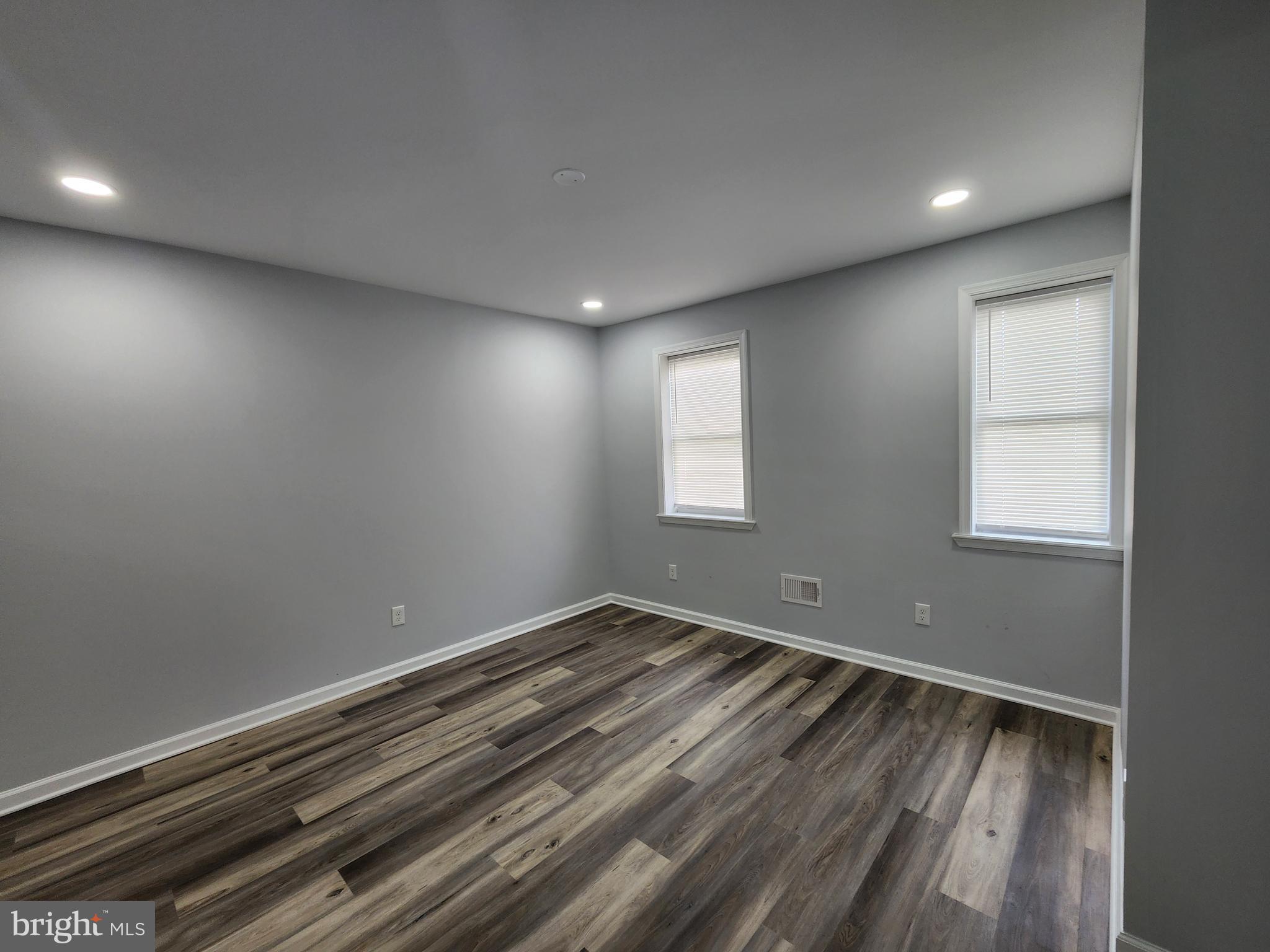 BROOKLYN - Residential