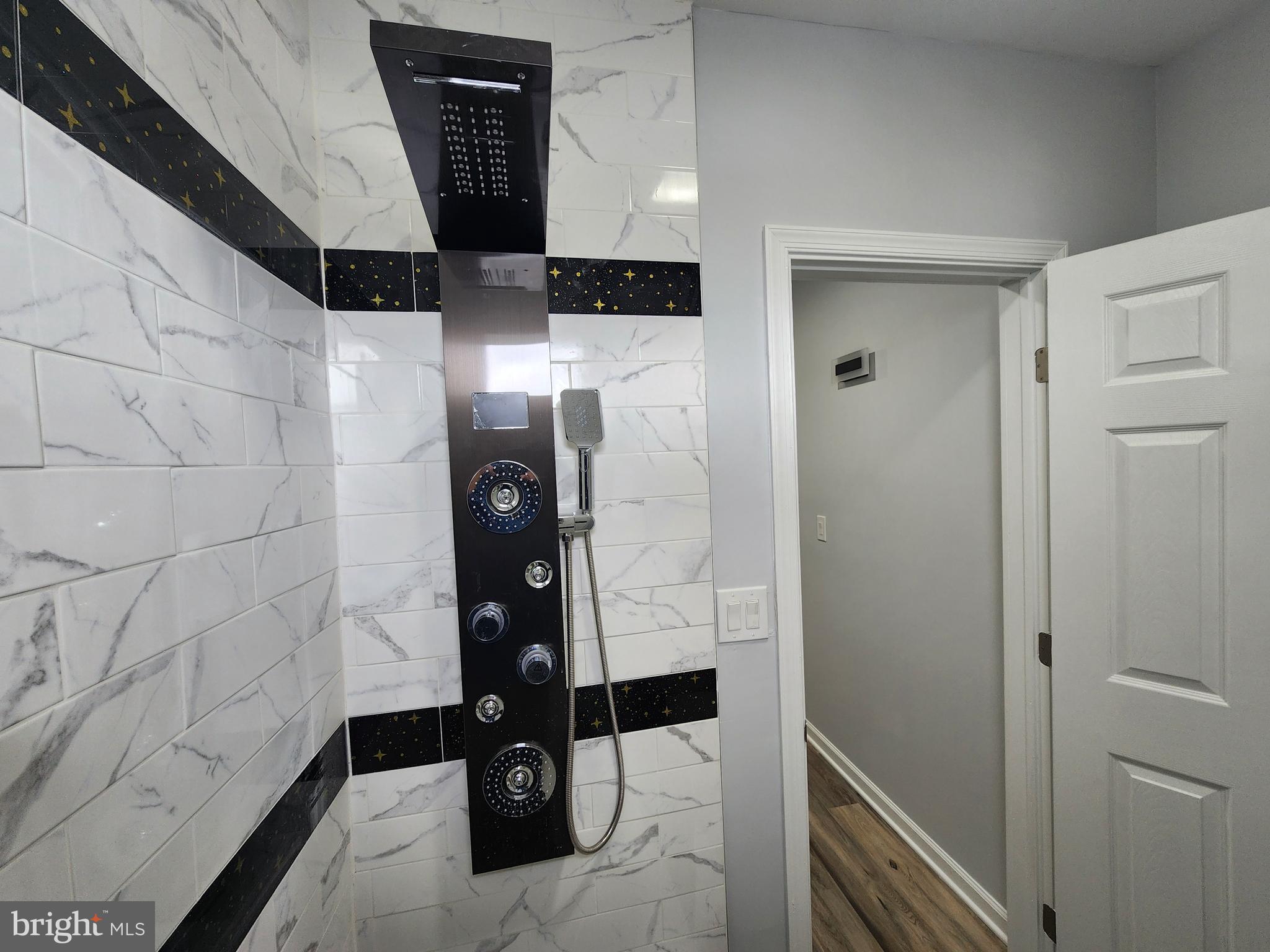 BROOKLYN - Residential