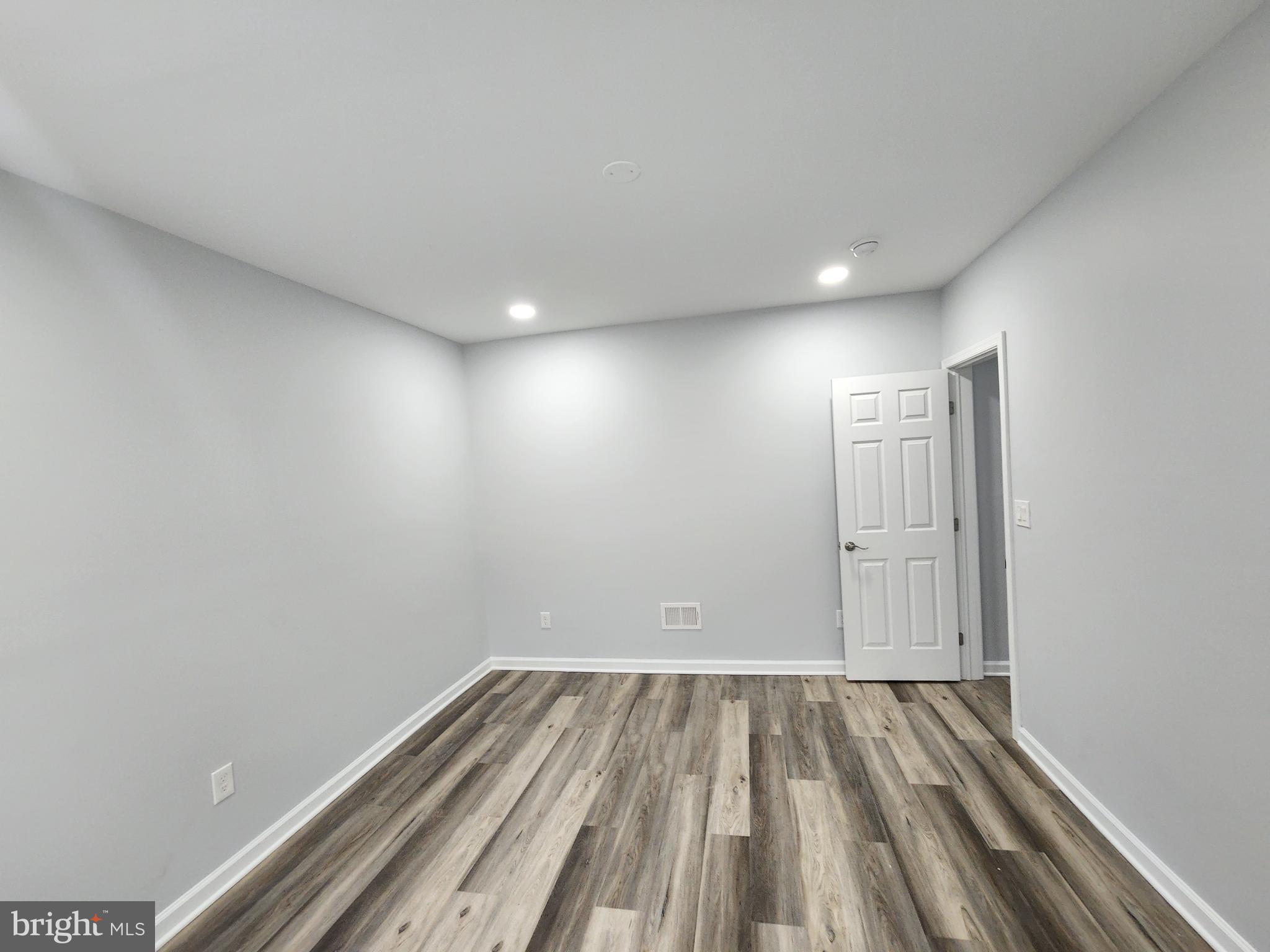 BROOKLYN - Residential