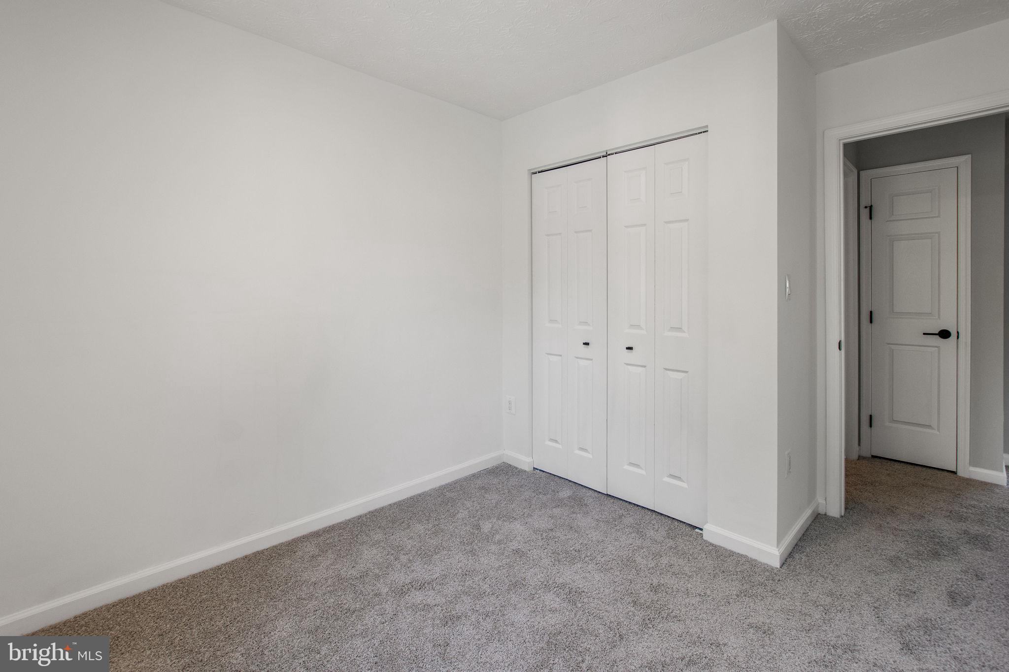 FOX CHASE - Residential