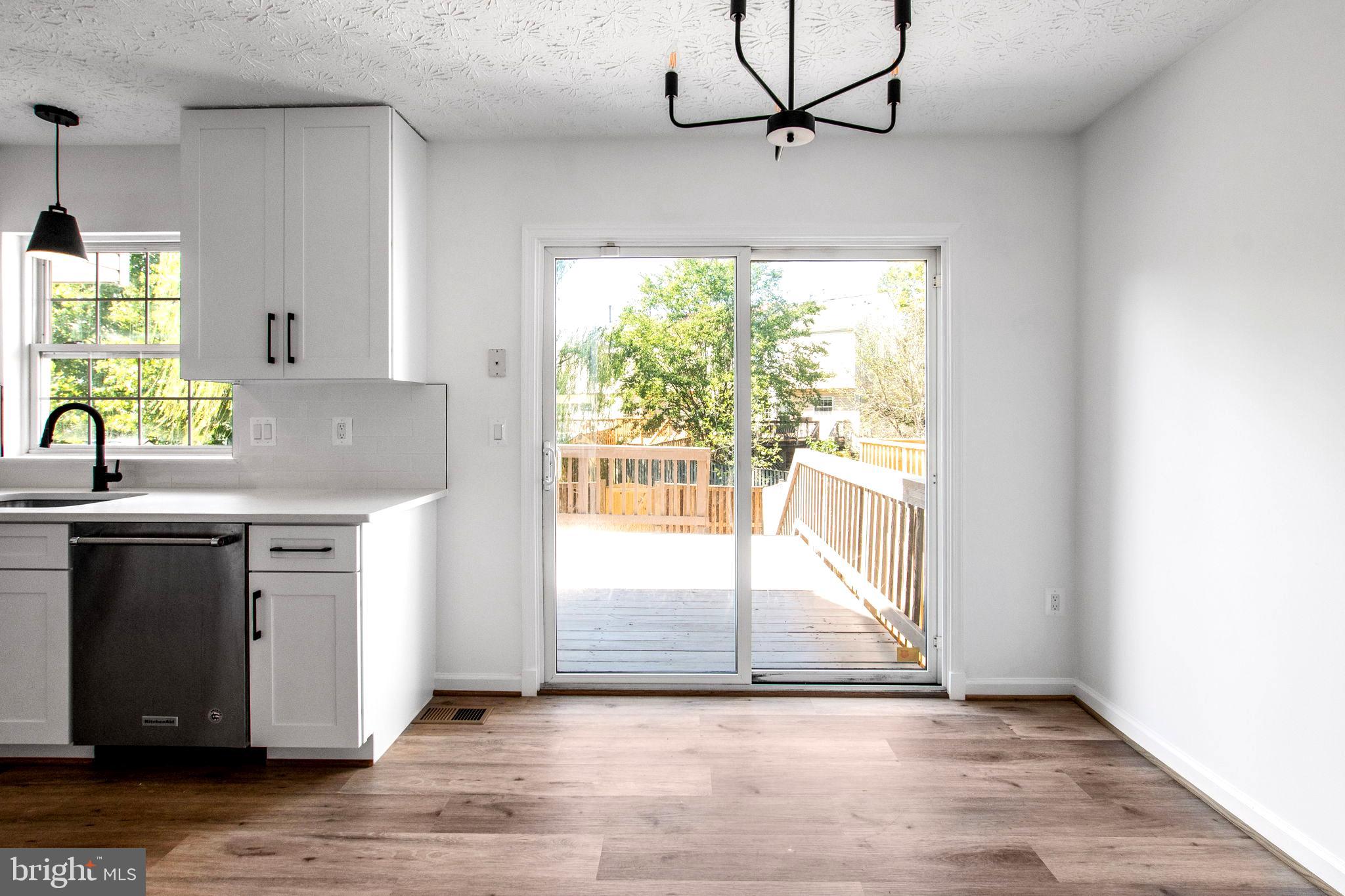 FOX CHASE - Residential