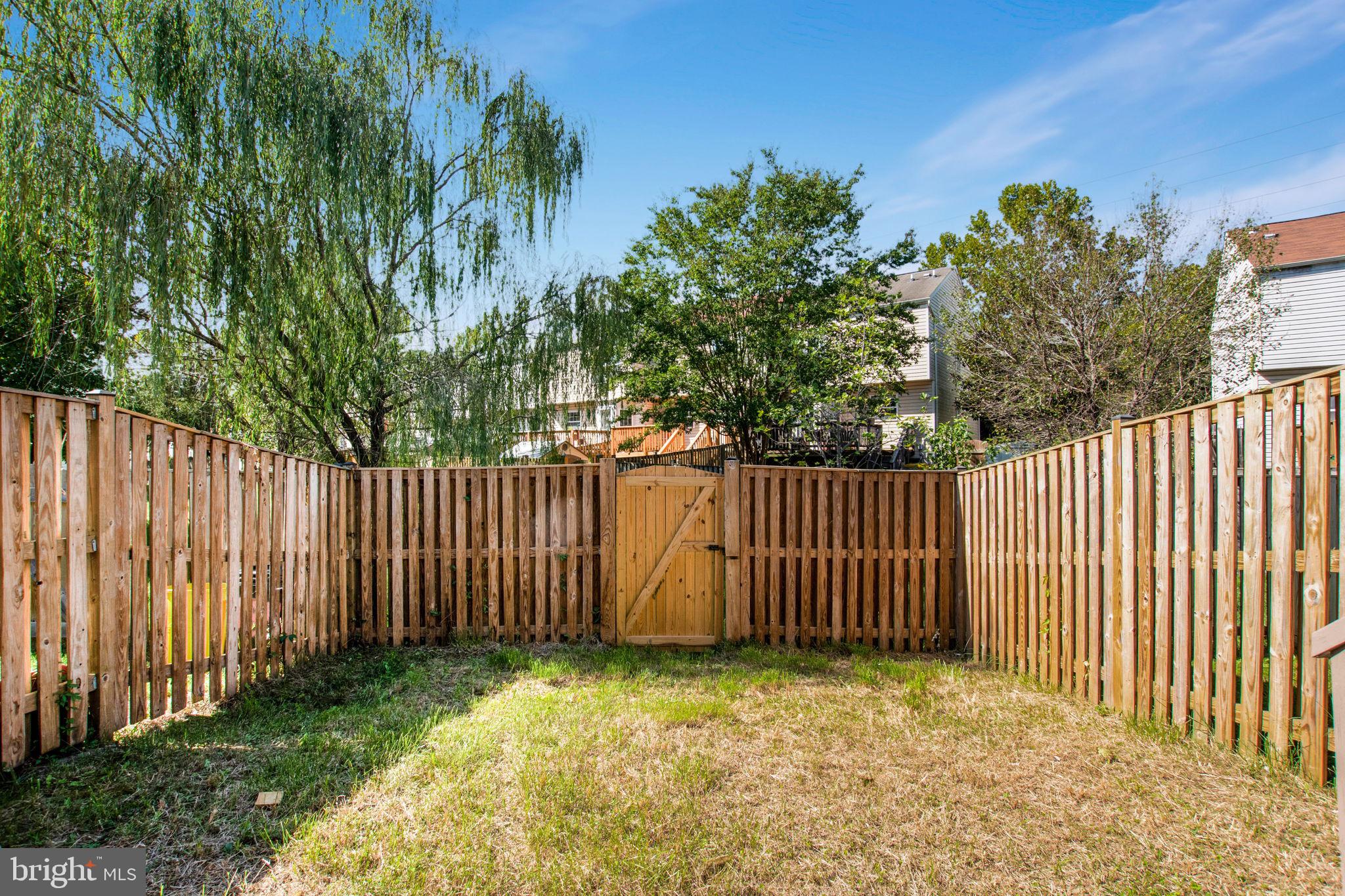 FOX CHASE - Residential