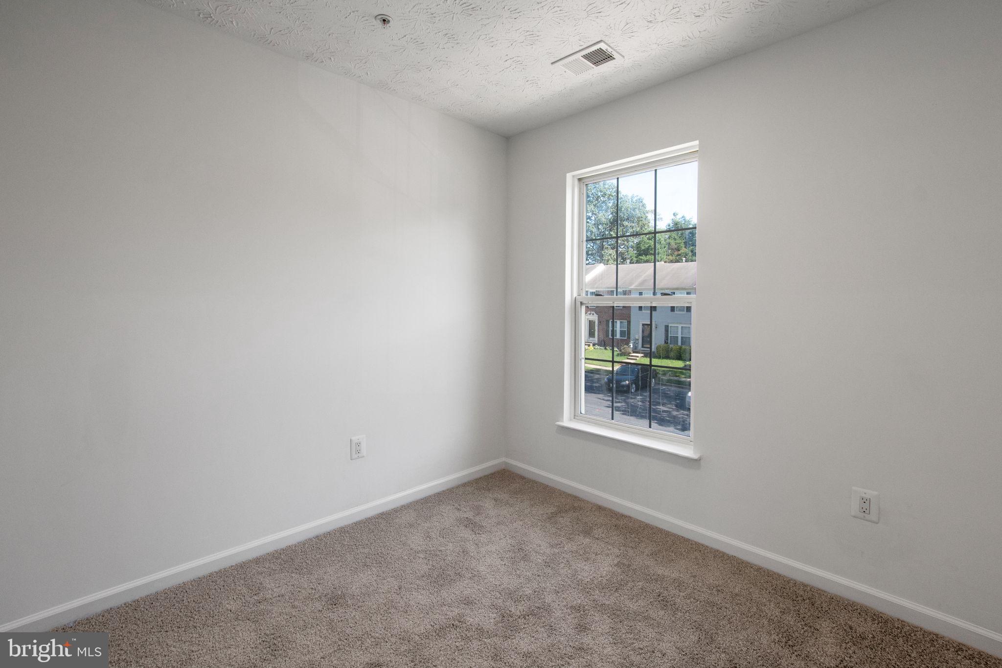 FOX CHASE - Residential