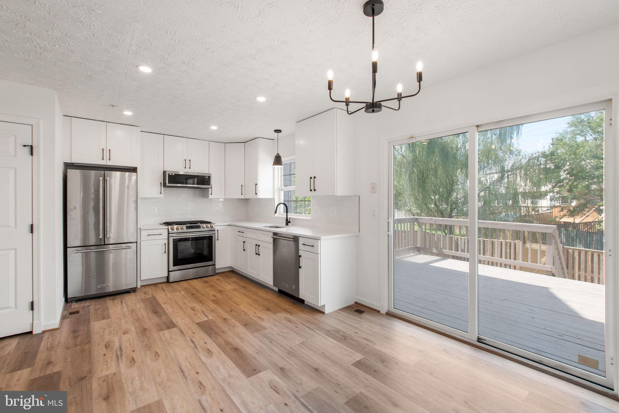 FOX CHASE - Residential