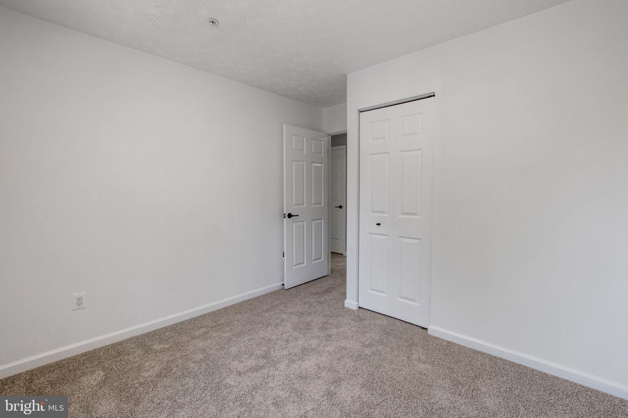 FOX CHASE - Residential