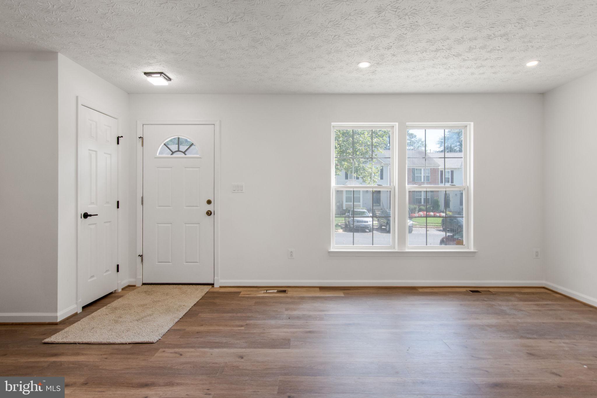 FOX CHASE - Residential