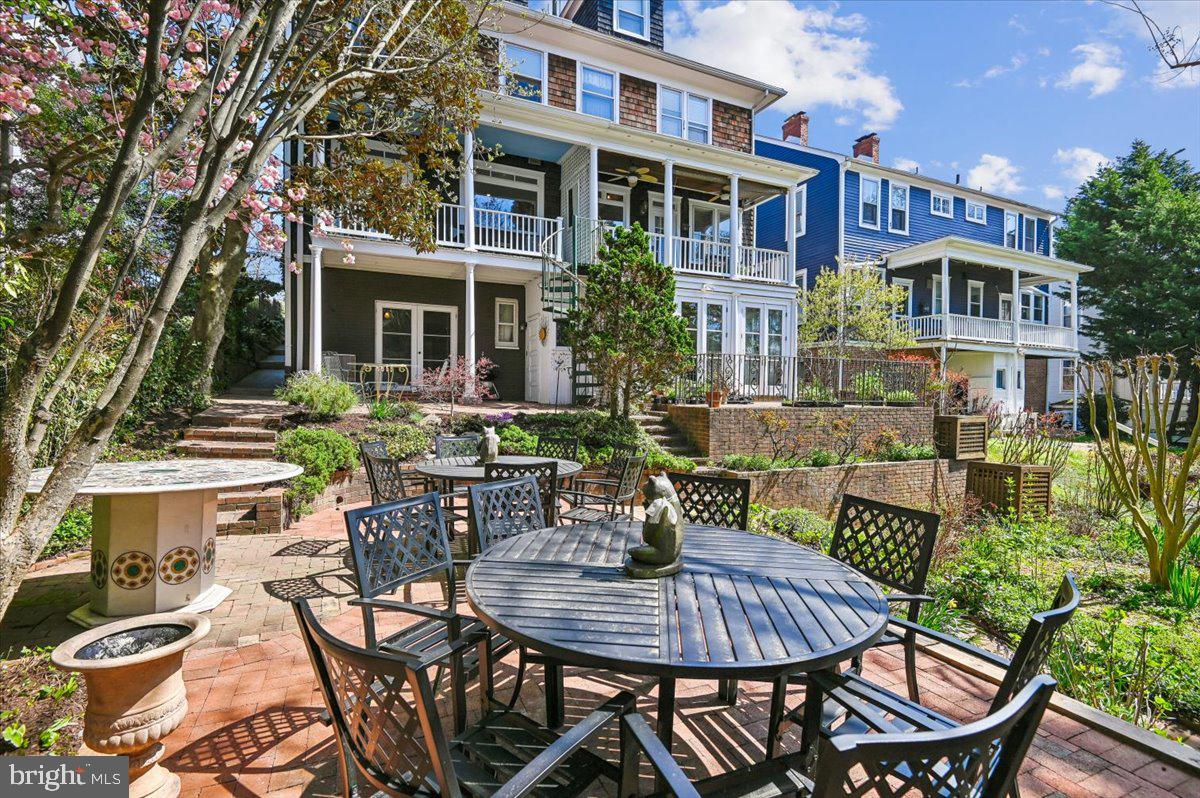 HISTORIC DISTRICT - Residential