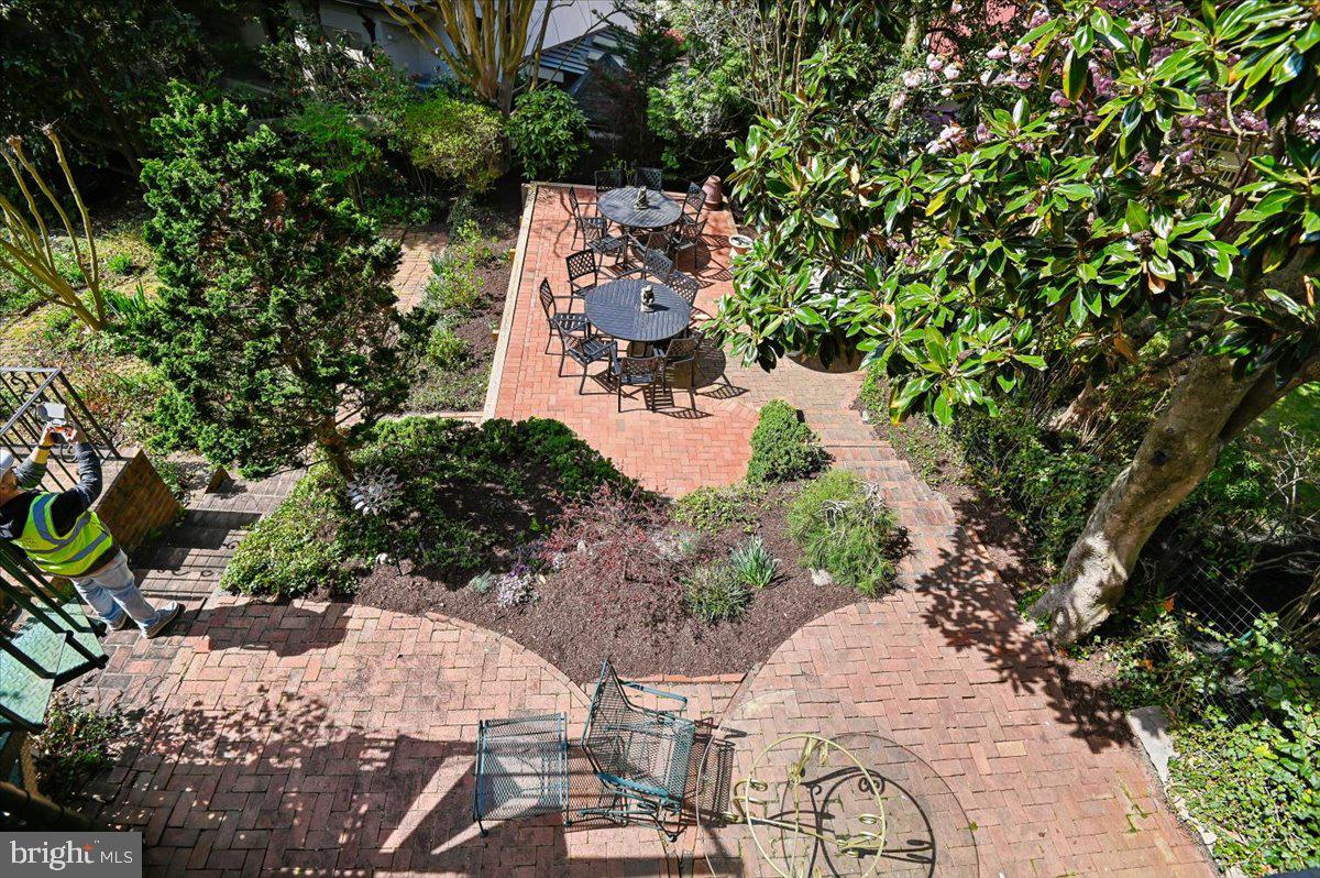 HISTORIC DISTRICT - Residential