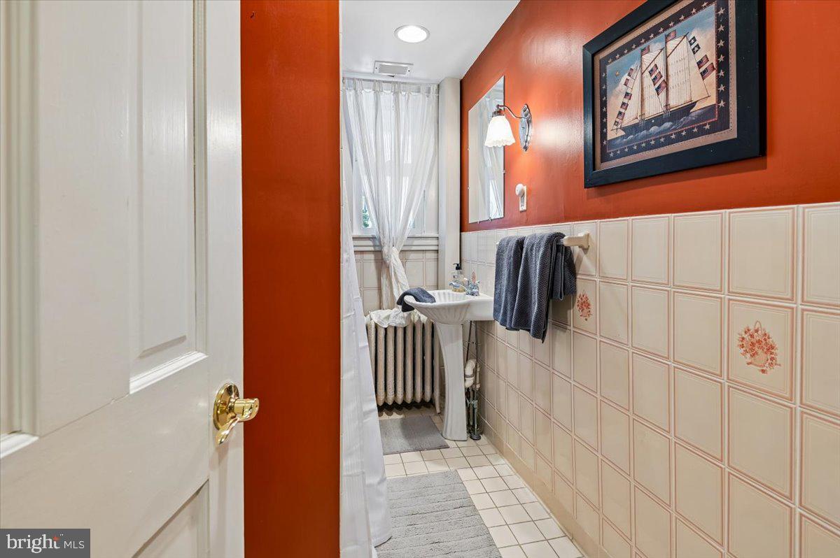 HISTORIC DISTRICT - Residential