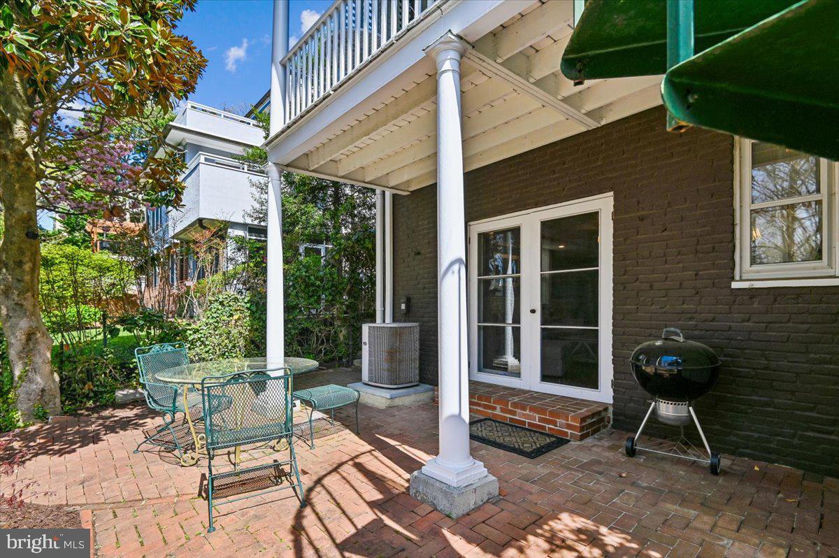 HISTORIC DISTRICT - Residential