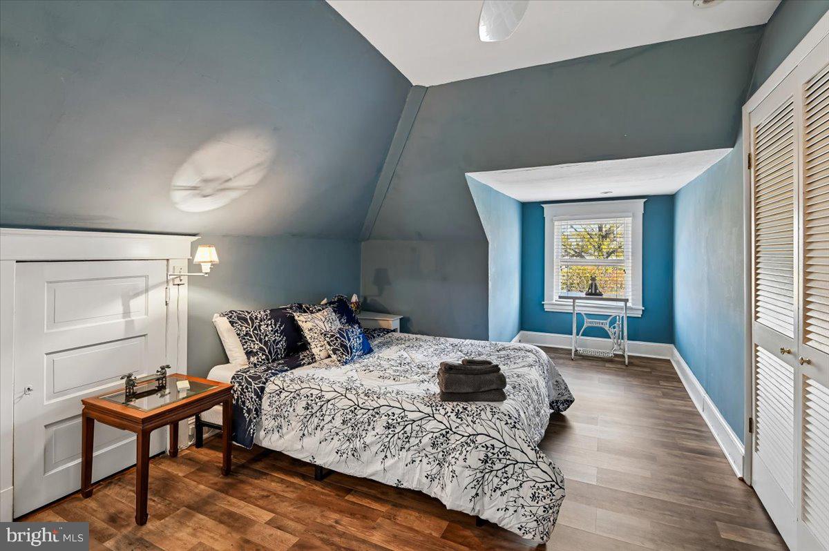 HISTORIC DISTRICT - Residential