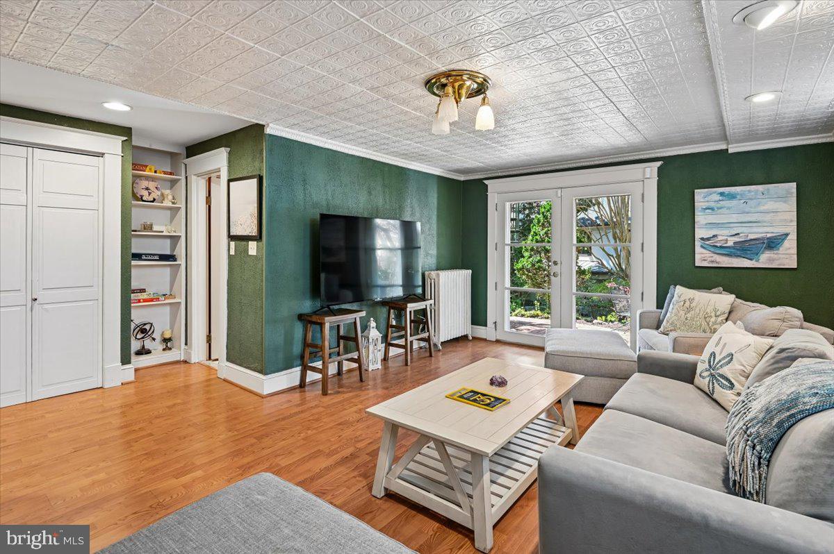 HISTORIC DISTRICT - Residential