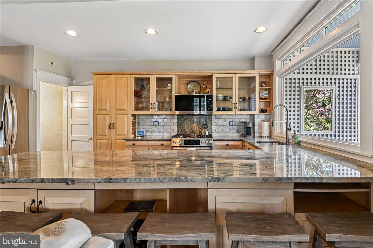 HISTORIC DISTRICT - Residential