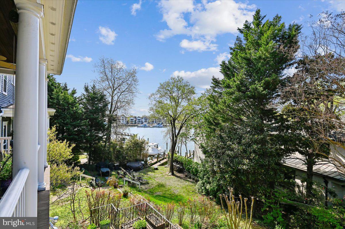 HISTORIC DISTRICT - Residential