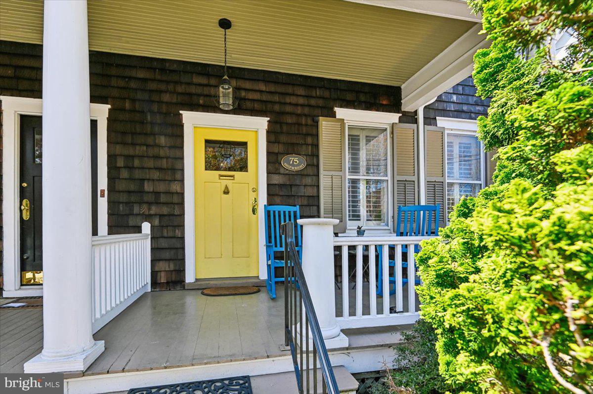 HISTORIC DISTRICT - Residential