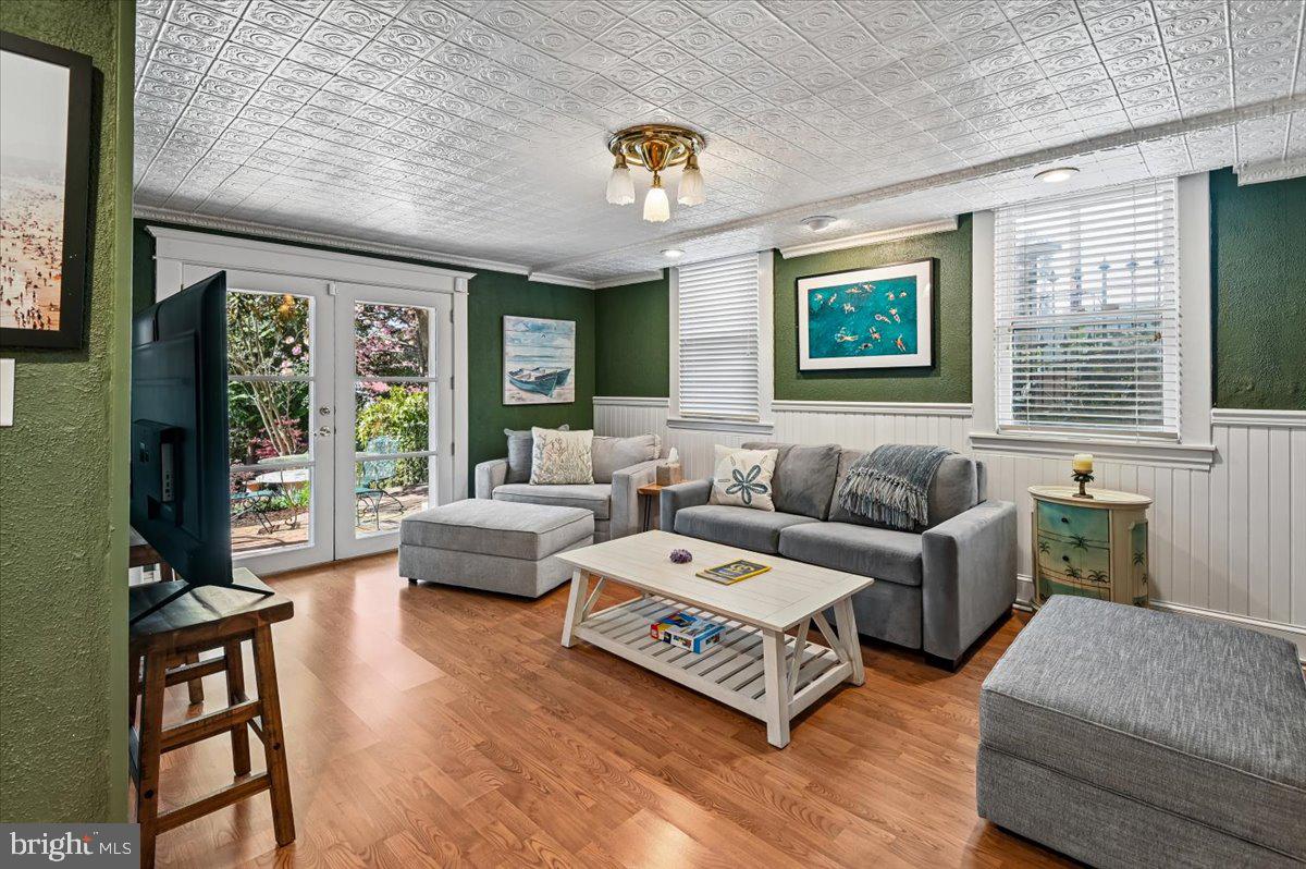 HISTORIC DISTRICT - Residential