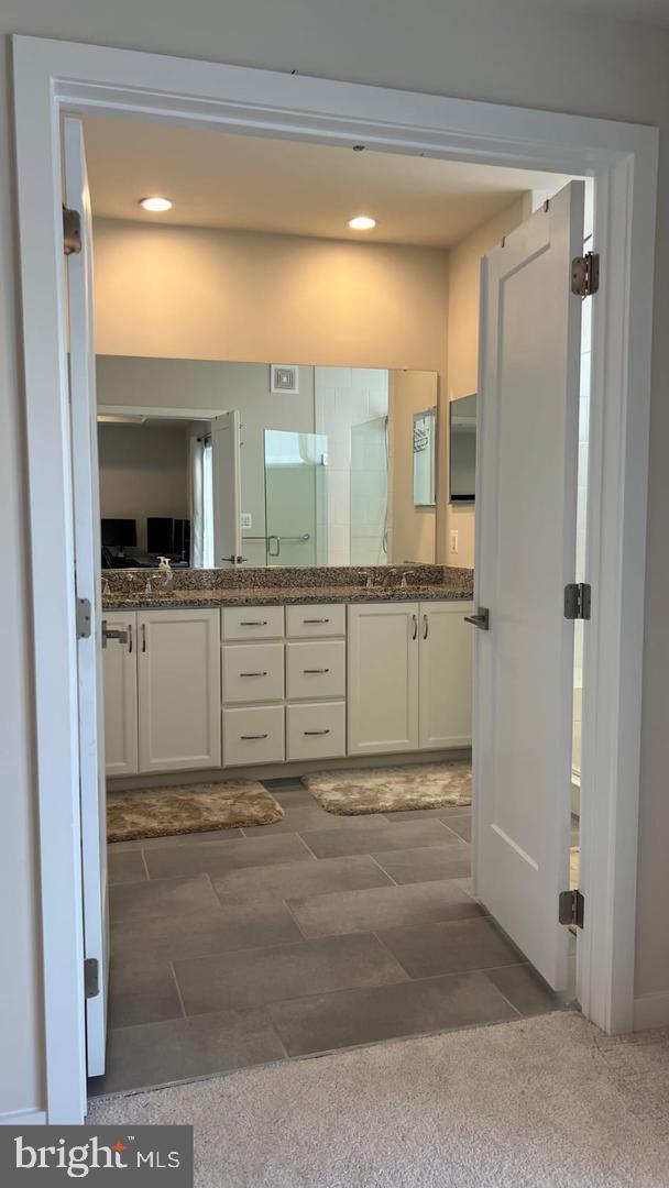 LOUDOUN VALLEY CARLISLE - Residential Lease