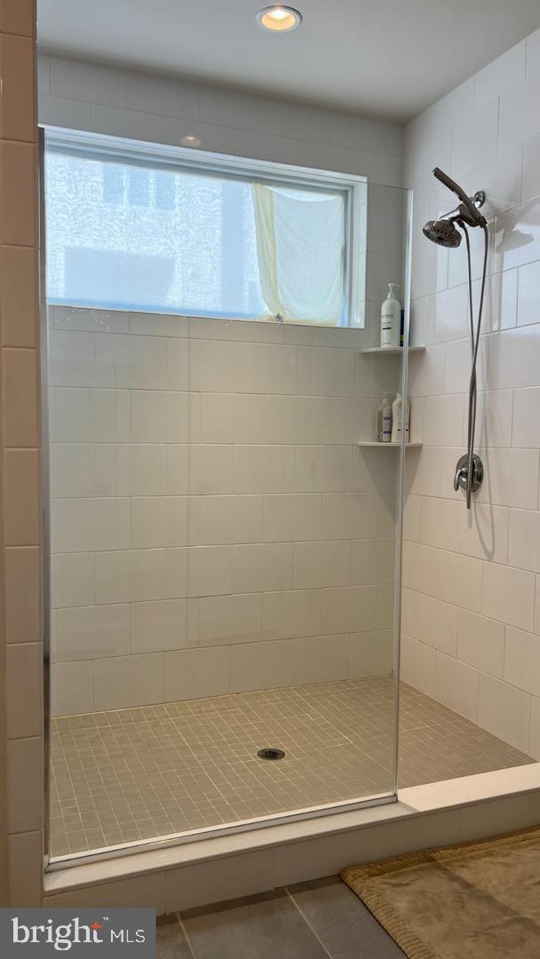 LOUDOUN VALLEY CARLISLE - Residential Lease