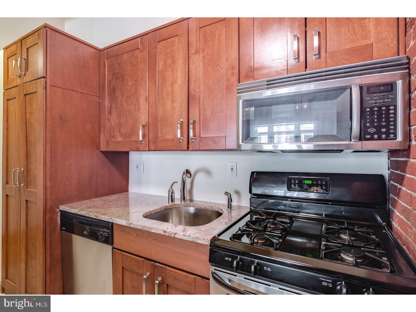 OLD CITY - Residential Lease