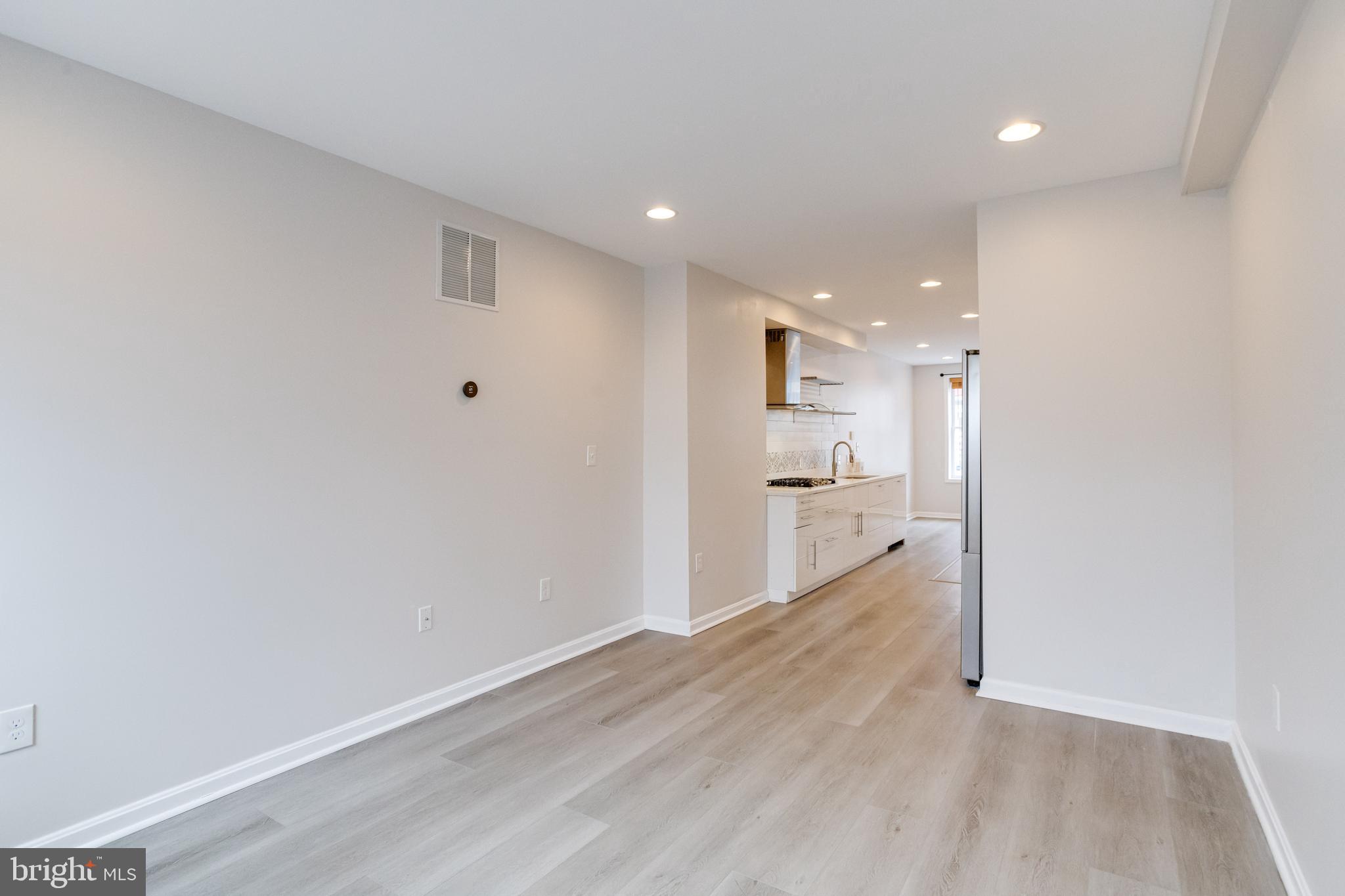 WASHINGTON VILLAGE - Residential