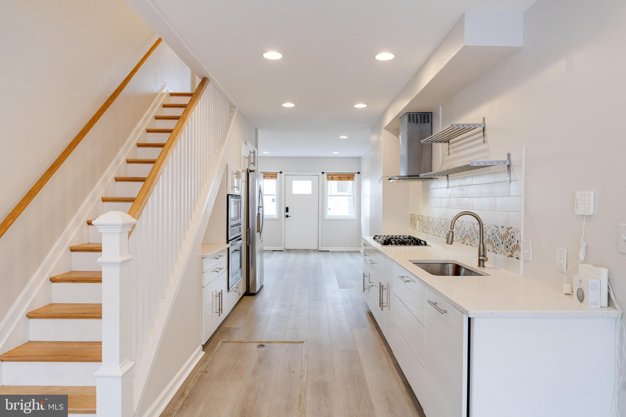 WASHINGTON VILLAGE - Residential