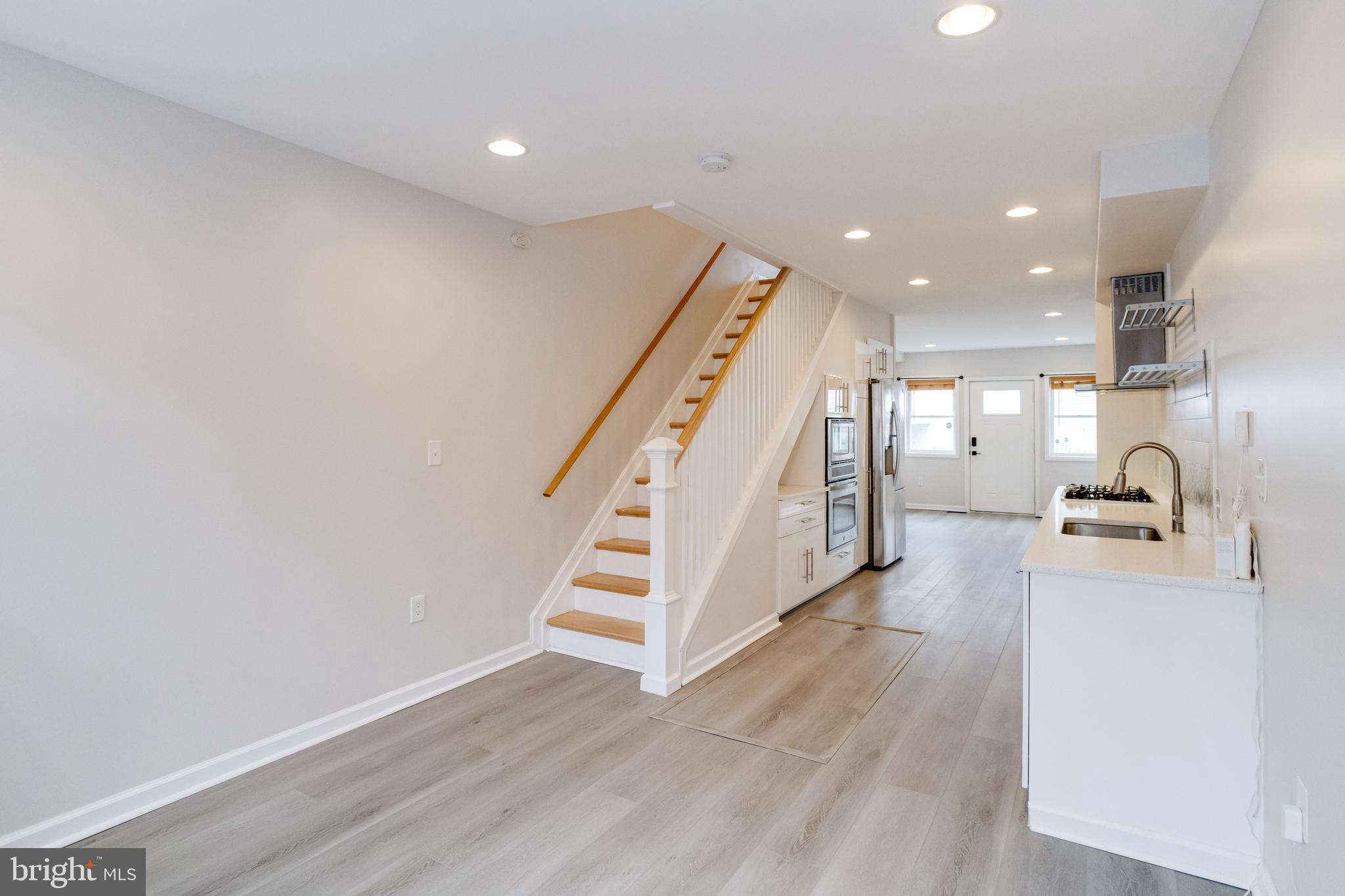 WASHINGTON VILLAGE - Residential