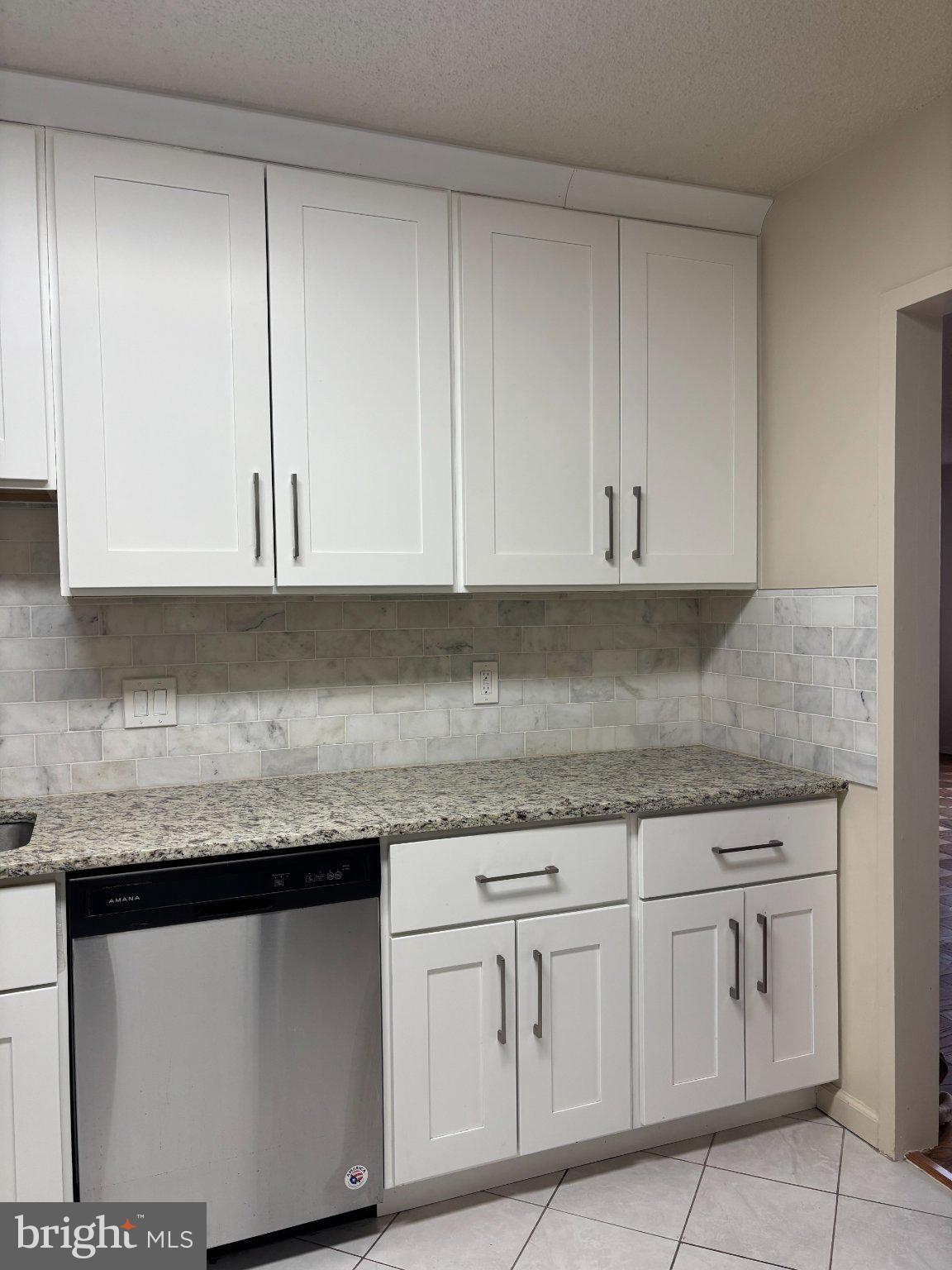 PROMENADE TOWERS - Residential