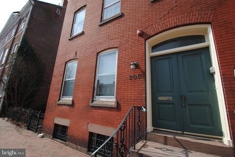 Photo of 206 High Street, BURLINGTON, NJ 08016 (MLS # NJBL2083214)