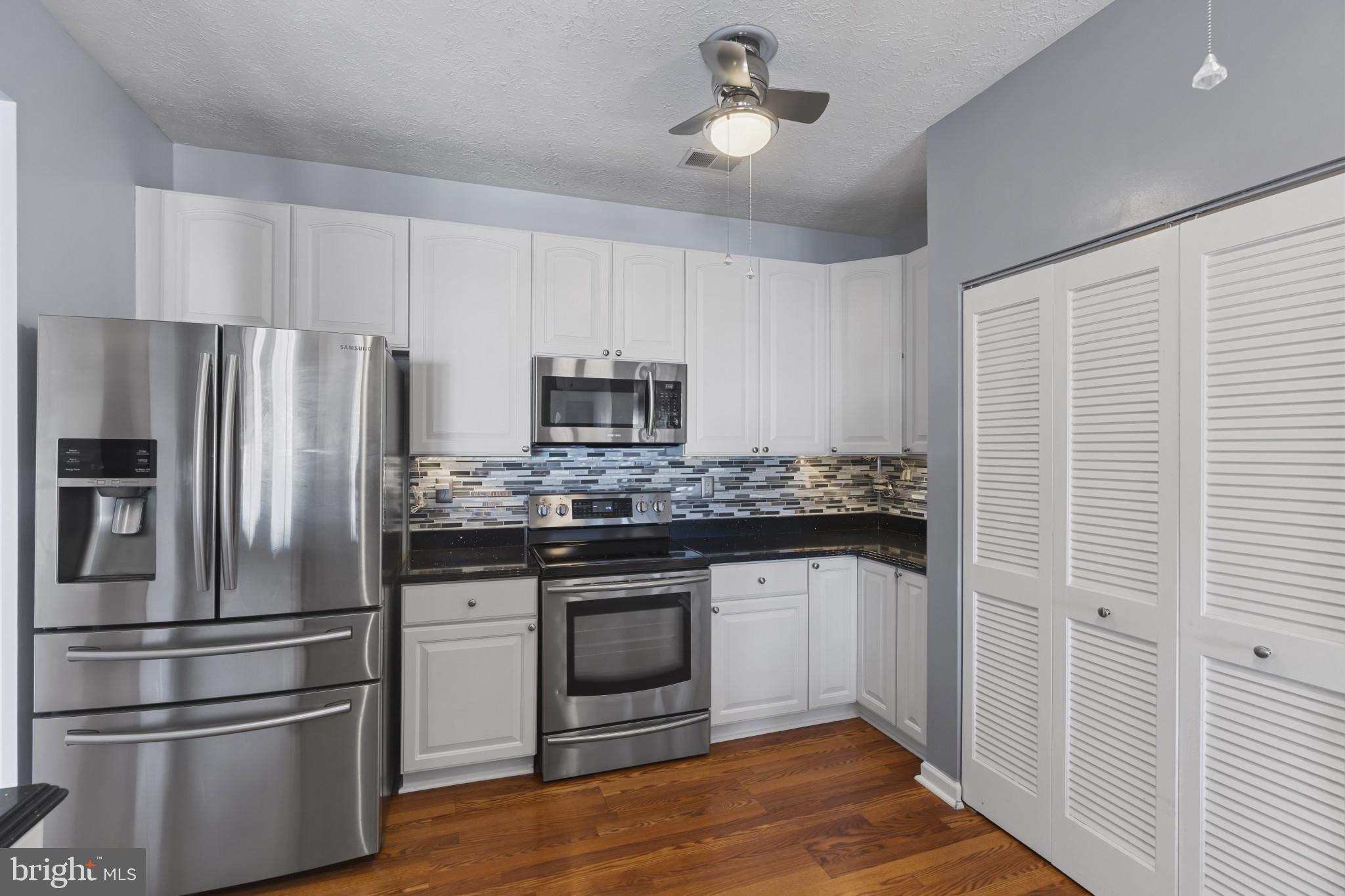 DEVONSHIRE AT WHITEMARSH - Residential