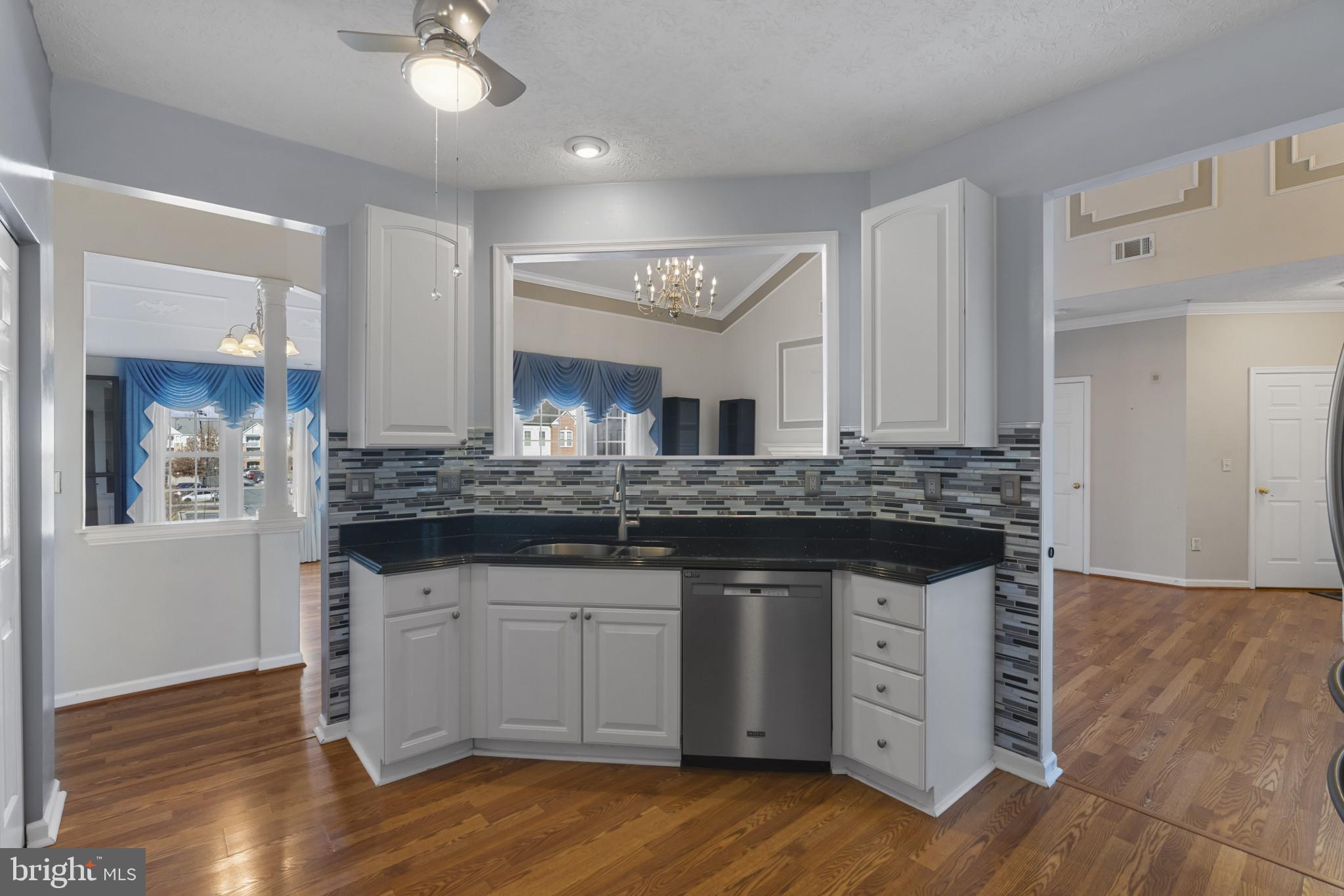 DEVONSHIRE AT WHITEMARSH - Residential