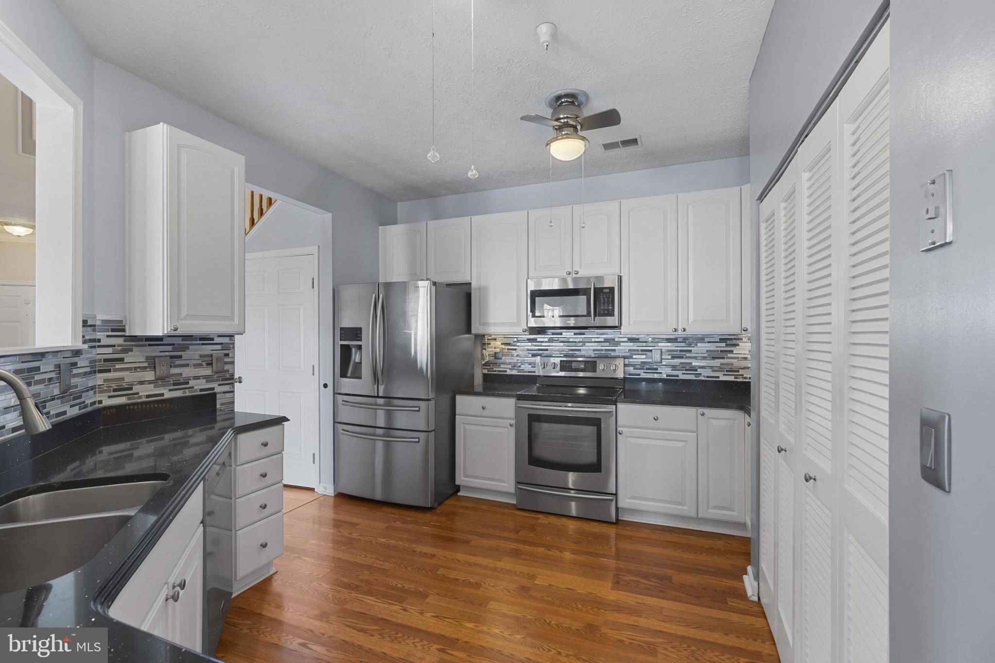 DEVONSHIRE AT WHITEMARSH - Residential