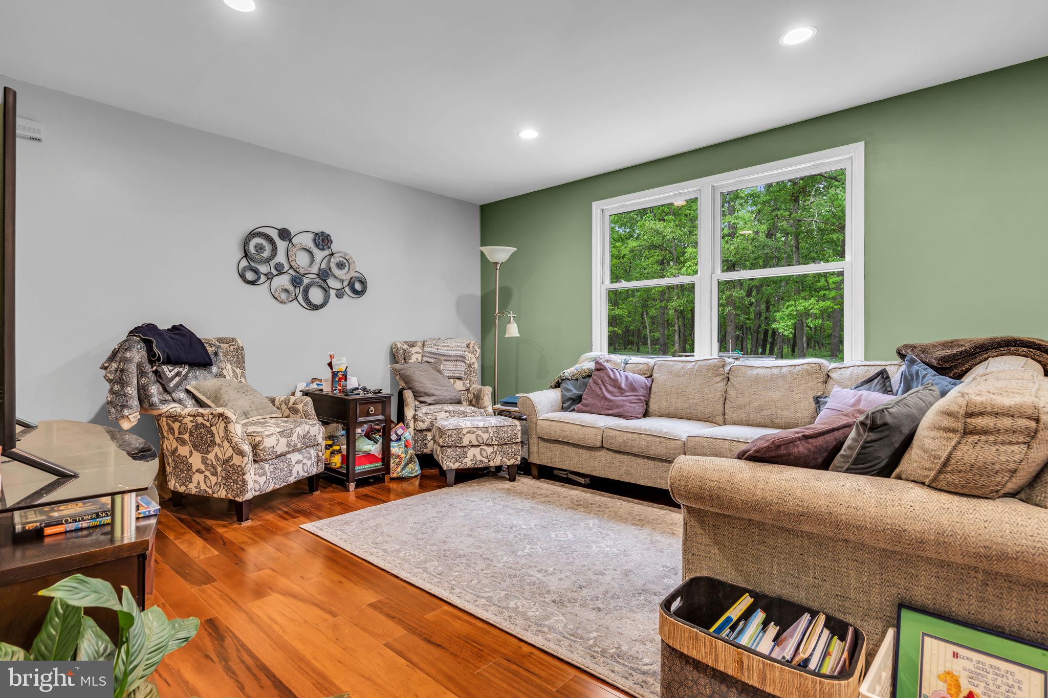 545 E JIMMIE LEEDS ROAD