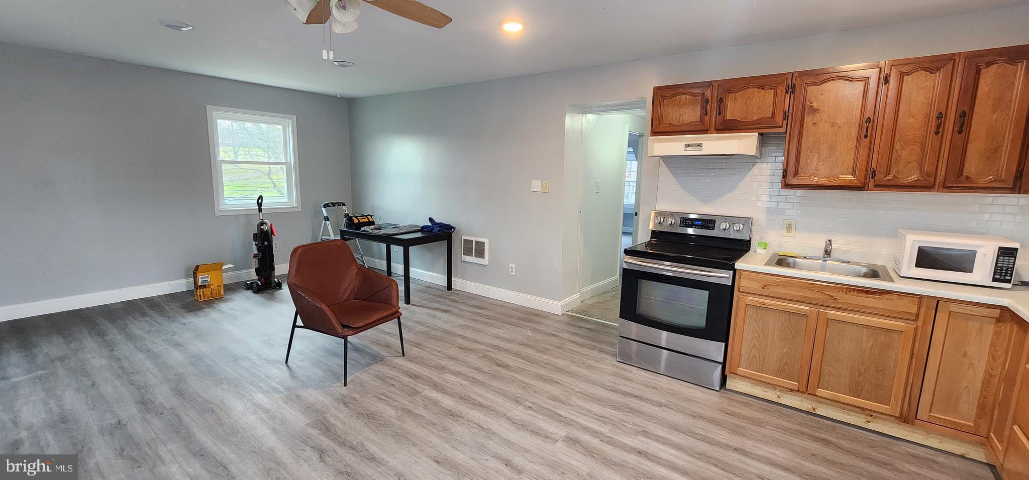 OAKFORD - Residential Lease