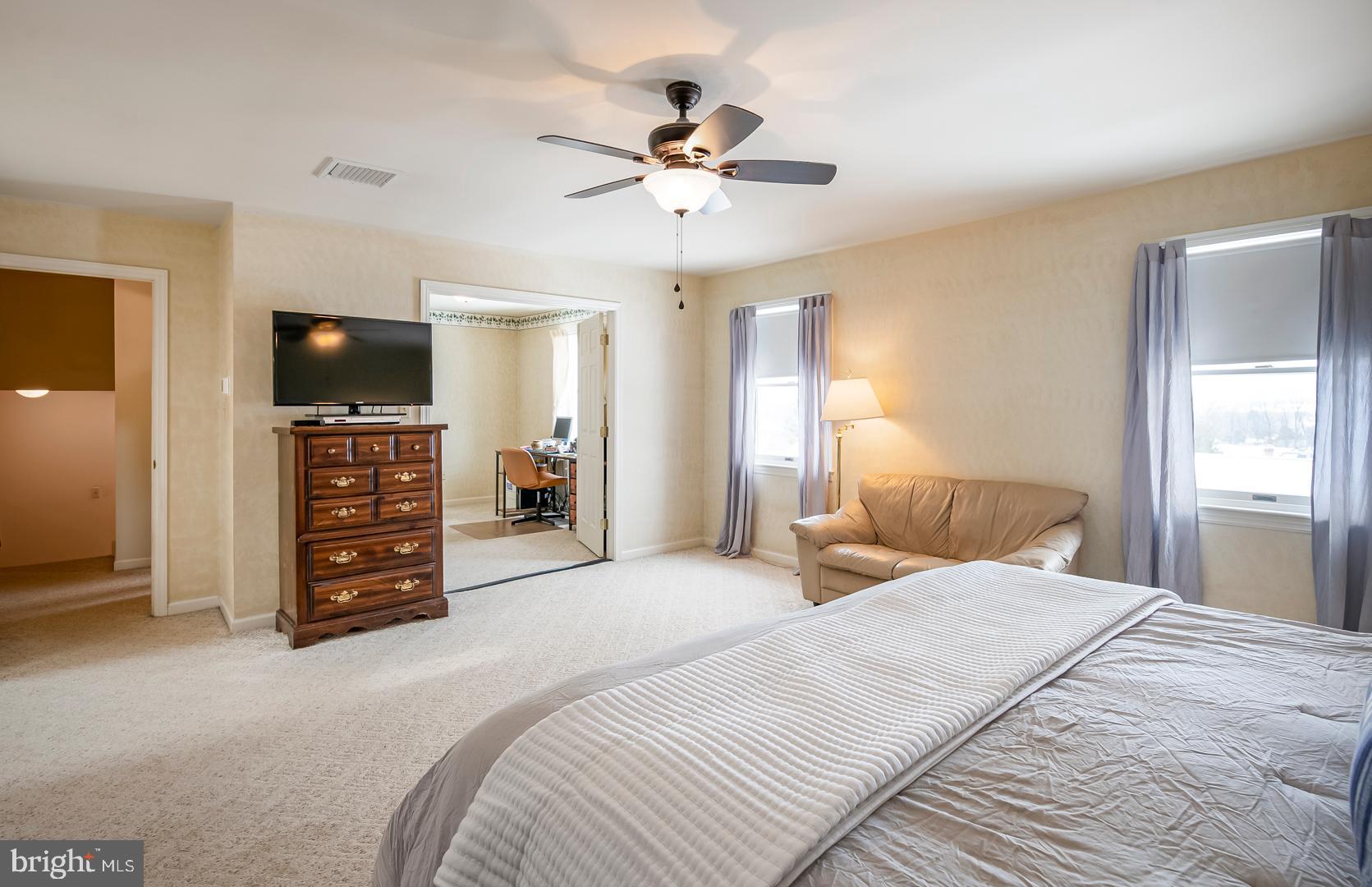 OAK TERRACE - Residential