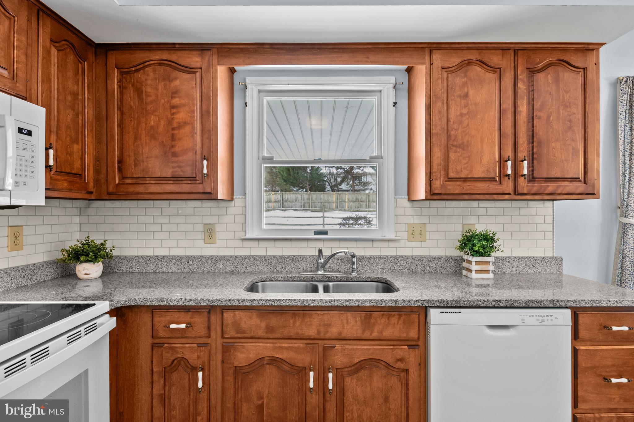 OAK TERRACE - Residential