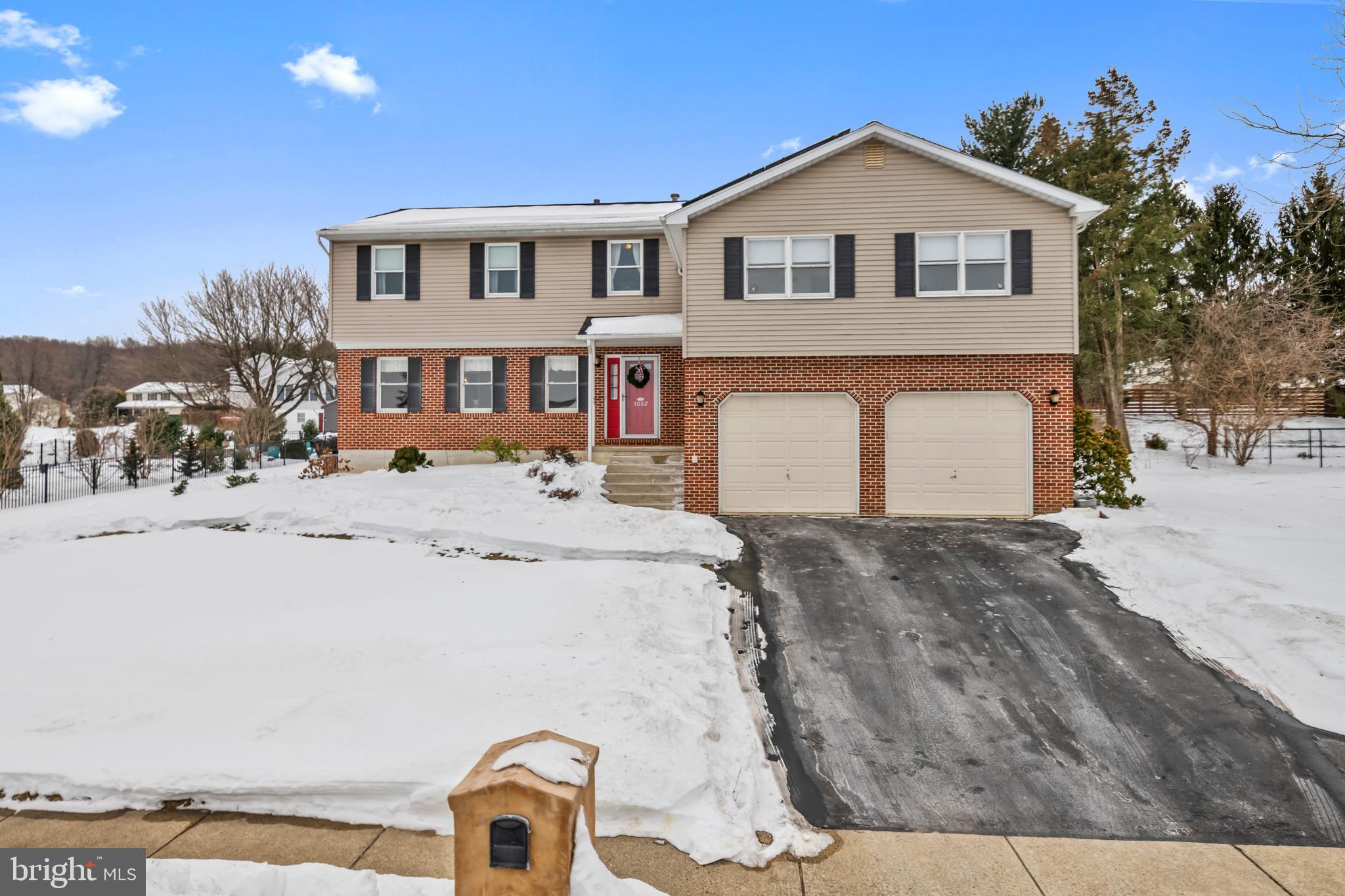 OAK TERRACE - Residential